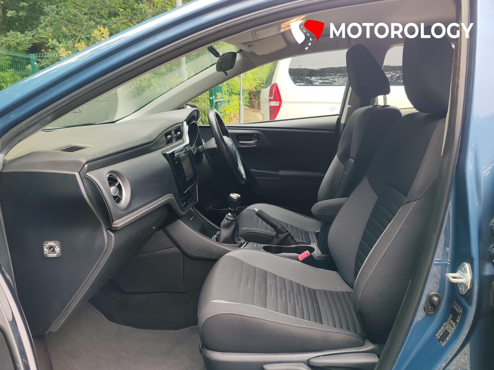 Toyota Auris 1.2 VVT-i Icon Hatchback 5dr Petrol Manual Euro 6 (s/s) (116 ps)