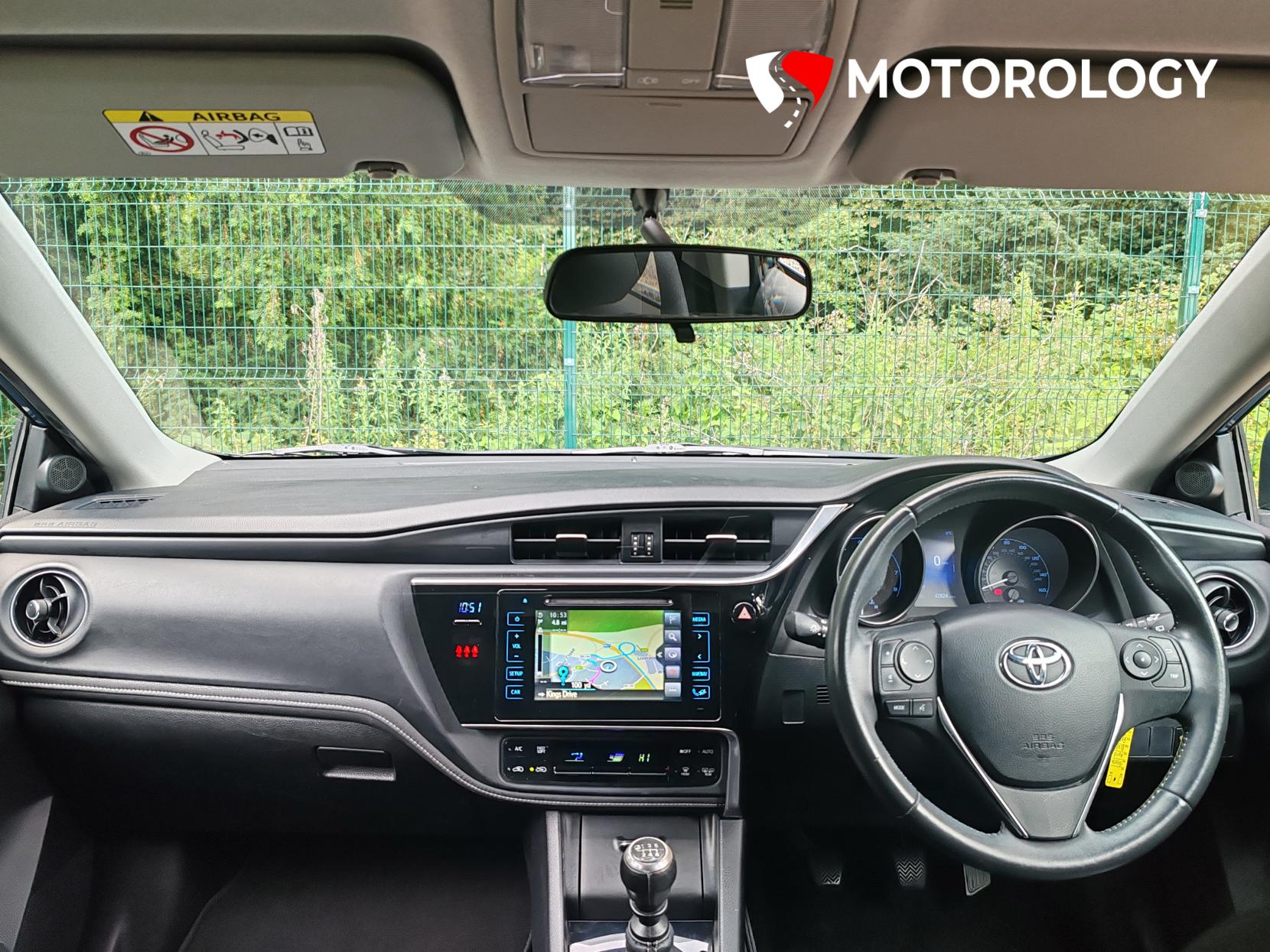 Toyota Auris 1.2 VVT-i Icon Hatchback 5dr Petrol Manual Euro 6 (s/s) (116 ps)