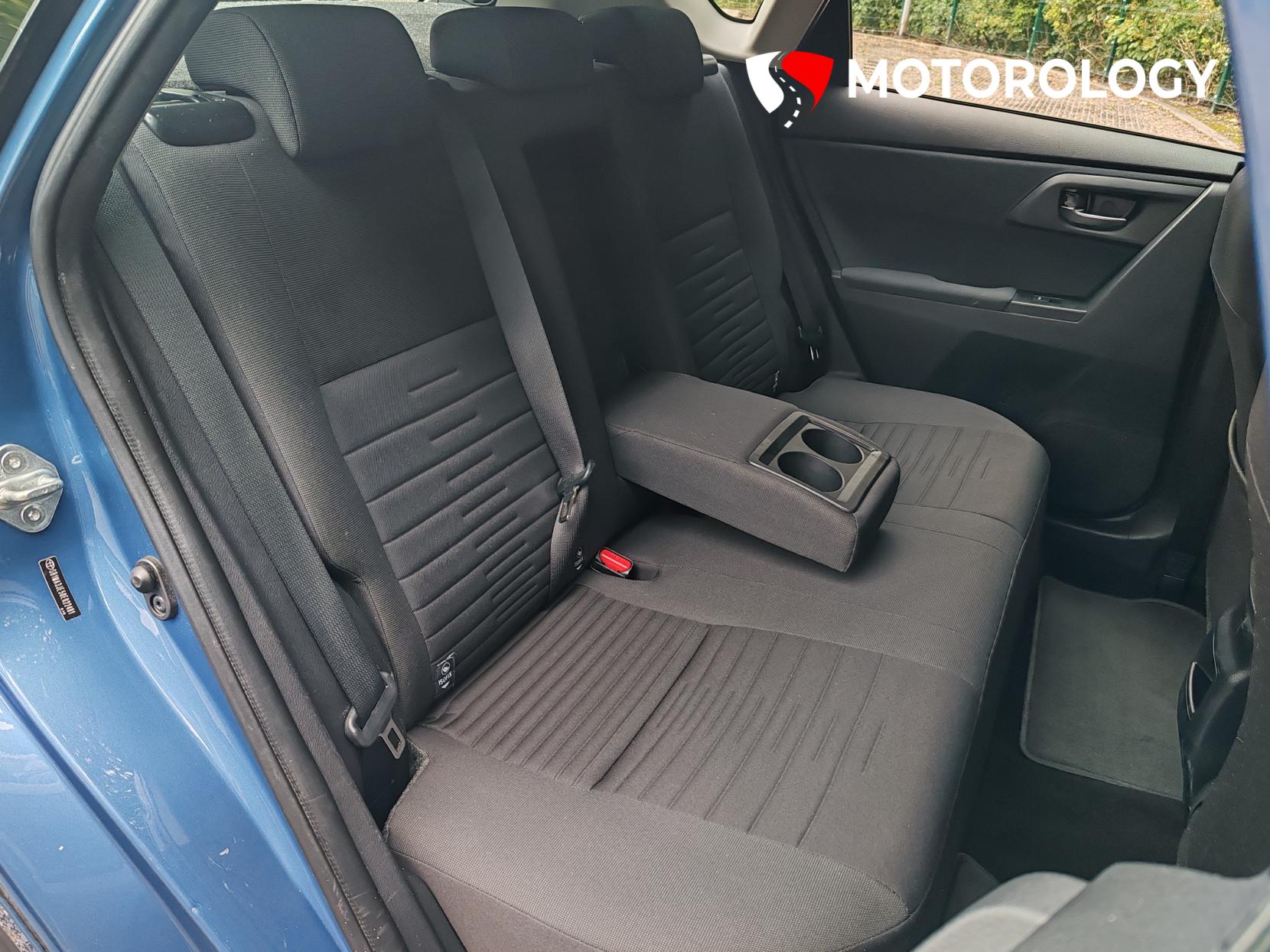 Toyota Auris 1.2 VVT-i Icon Hatchback 5dr Petrol Manual Euro 6 (s/s) (116 ps)