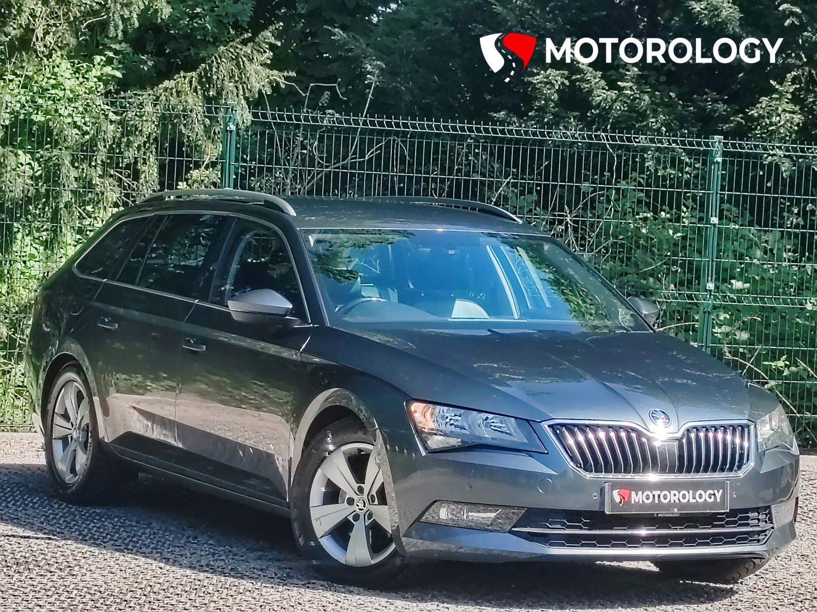 Skoda Superb 2.0 TDI SE Technology Estate 5dr Diesel Manual Euro 6 (s/s) (150 ps)
