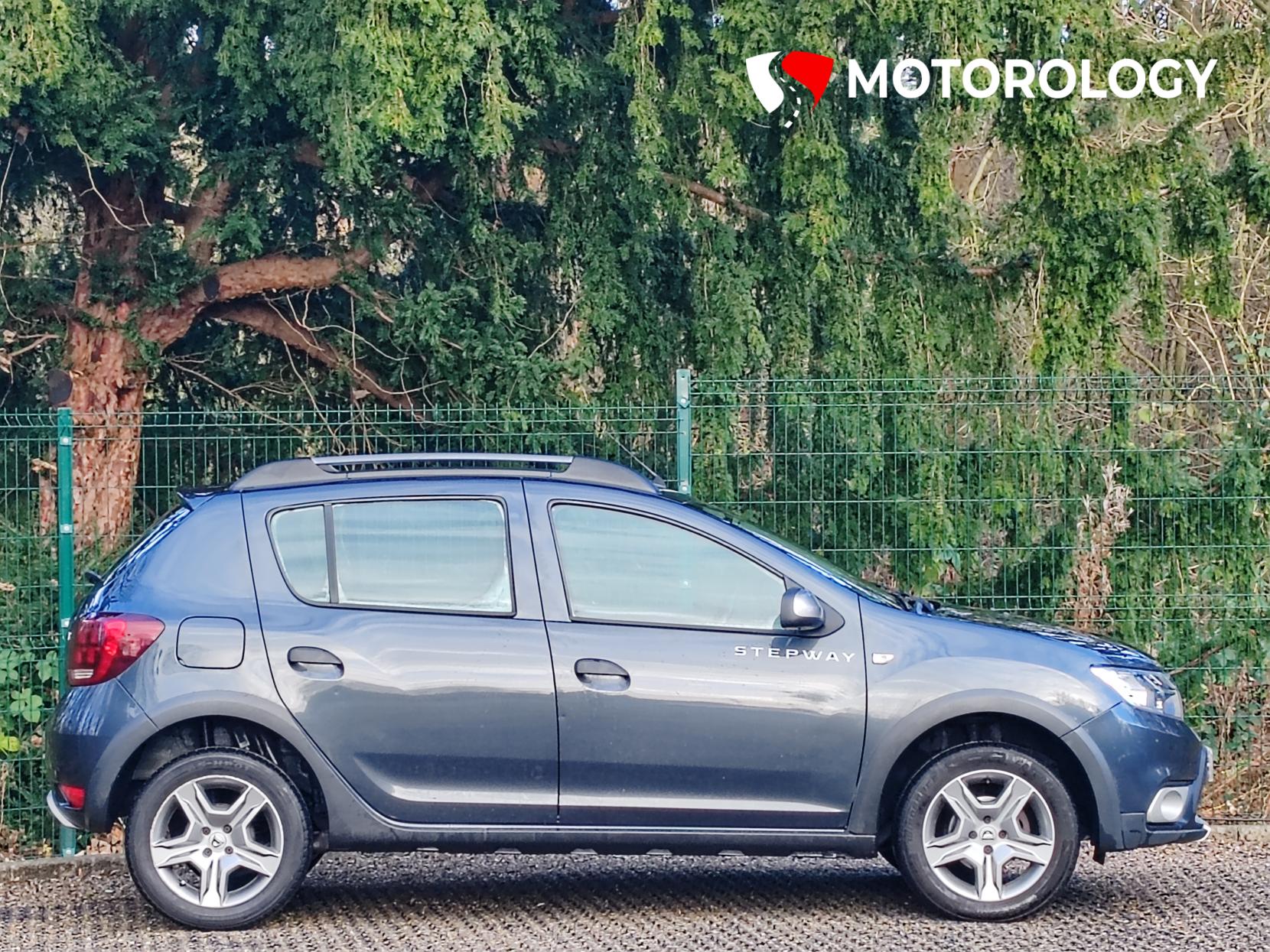 Dacia Sandero Stepway 1.5 dCi Laureate Hatchback 5dr Diesel Manual Euro 6 (s/s) (90 ps)