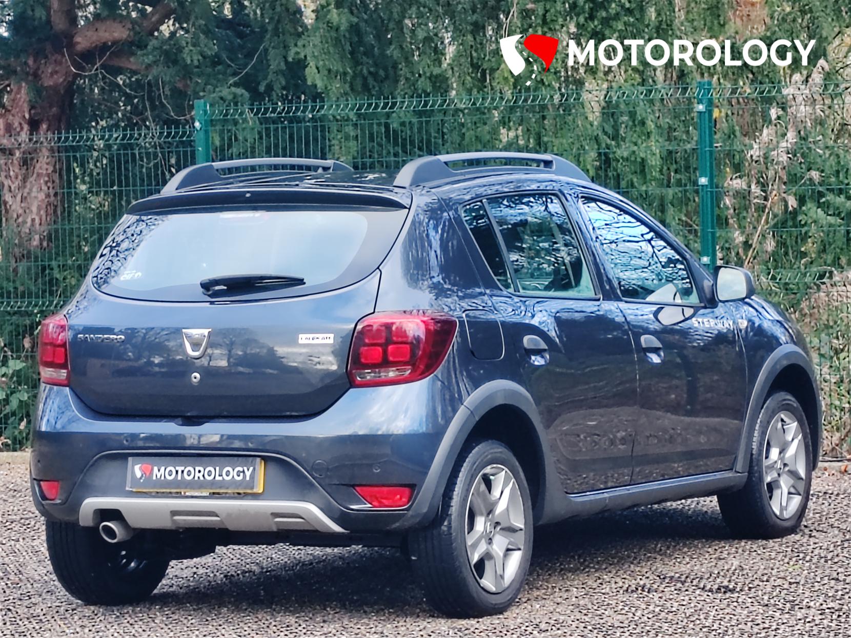 Dacia Sandero Stepway 1.5 dCi Laureate Hatchback 5dr Diesel Manual Euro 6 (s/s) (90 ps)