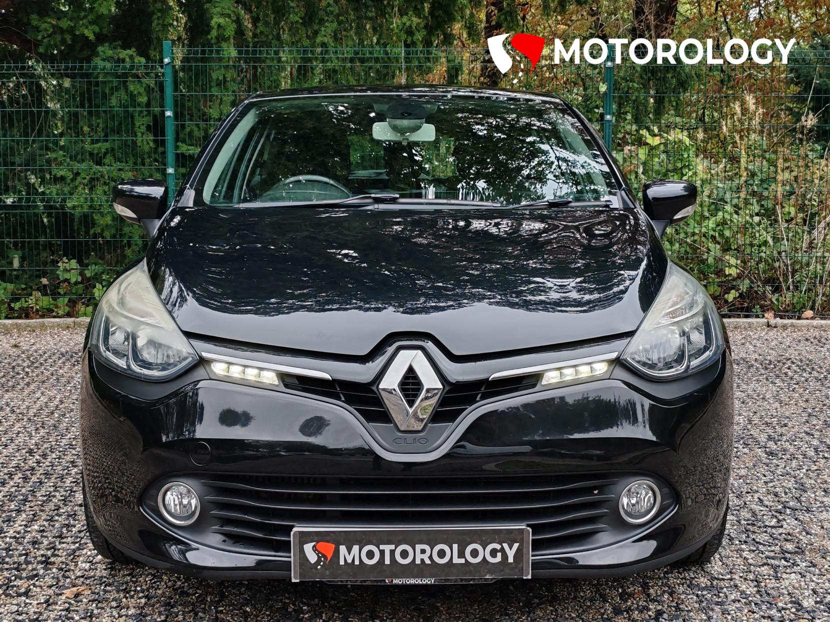 Renault Clio 0.9 TCe Dynamique Nav Hatchback 5dr Petrol Manual Euro 6 (s/s) (90 ps)