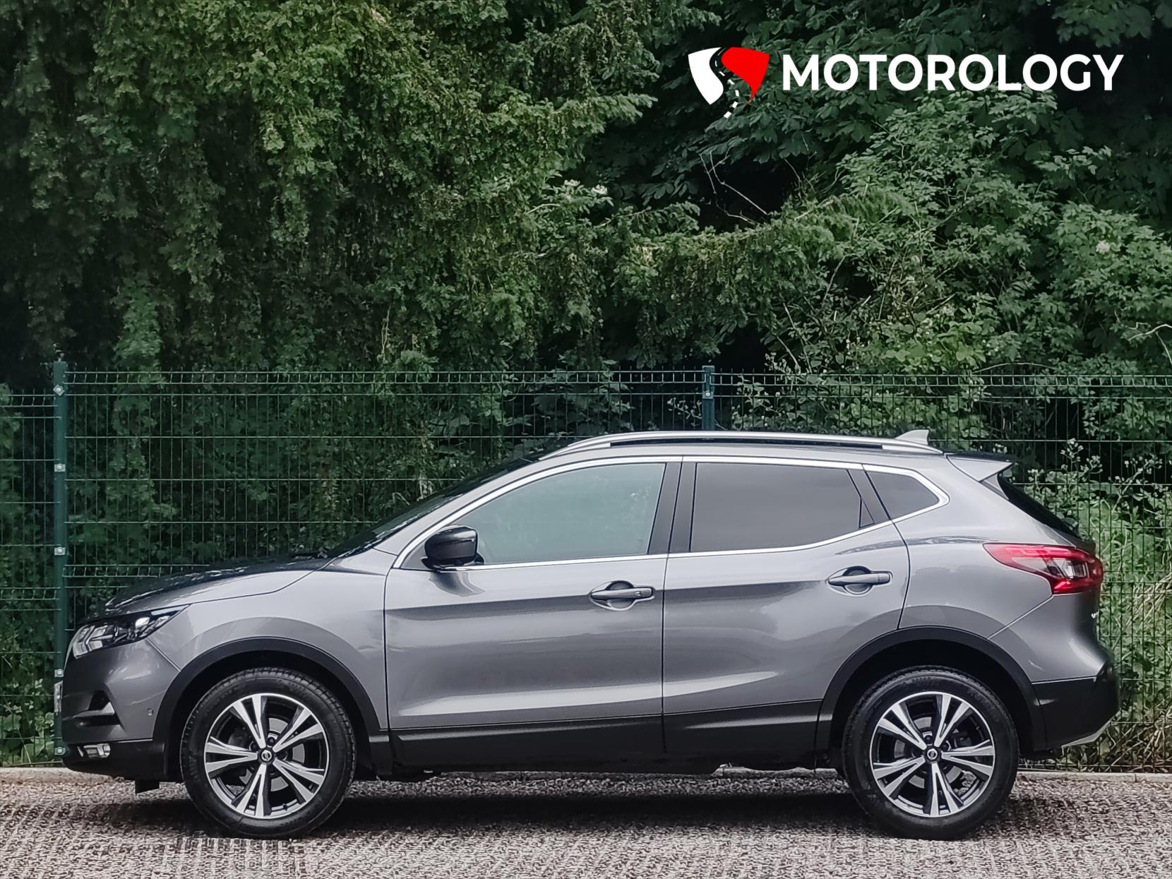 Nissan Qashqai 1.3 DIG-T N-Connecta SUV 5dr Petrol Manual Euro 6 (s/s) (160 ps)