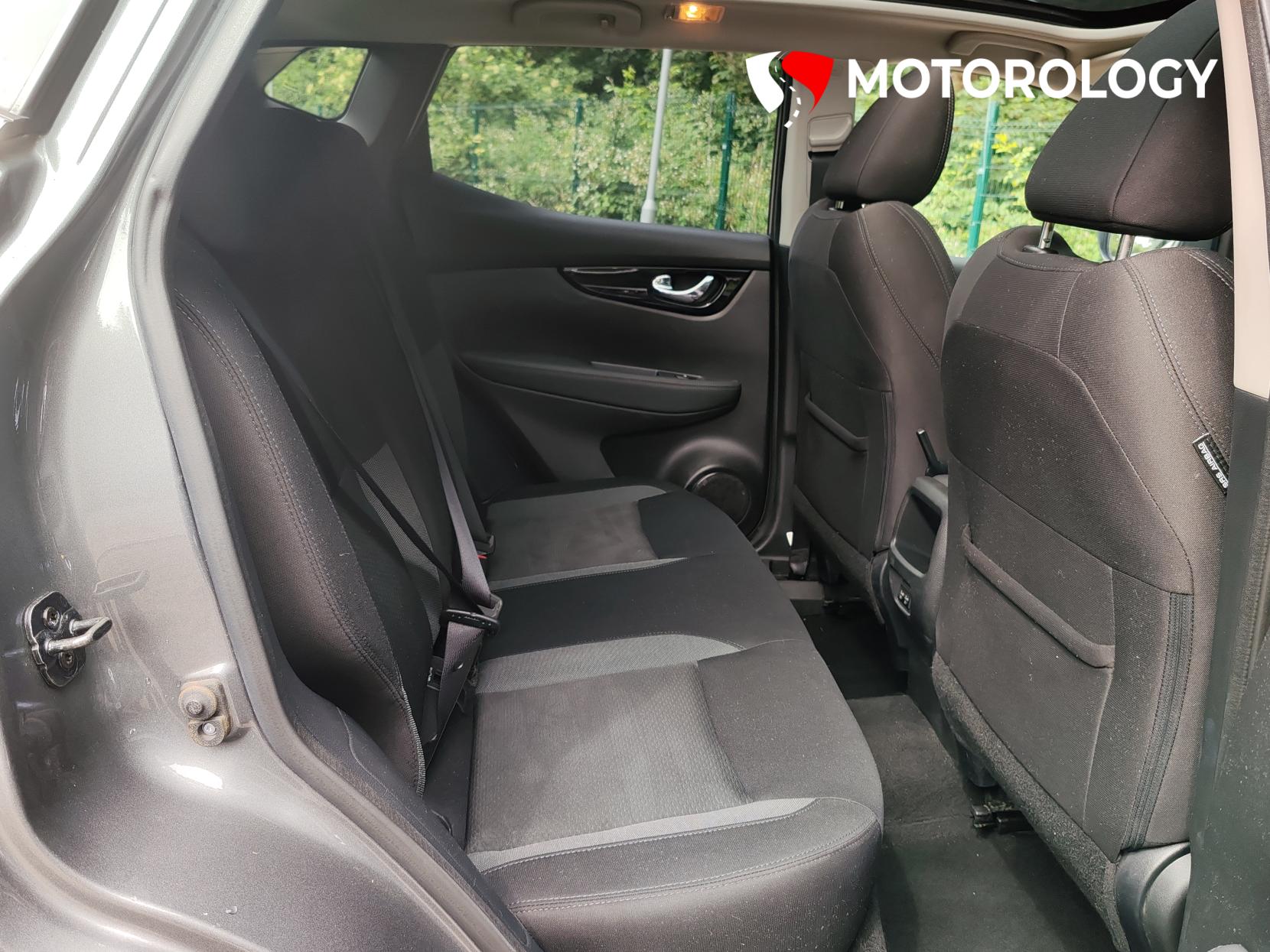 Nissan Qashqai 1.3 DIG-T N-Connecta SUV 5dr Petrol Manual Euro 6 (s/s) (160 ps)