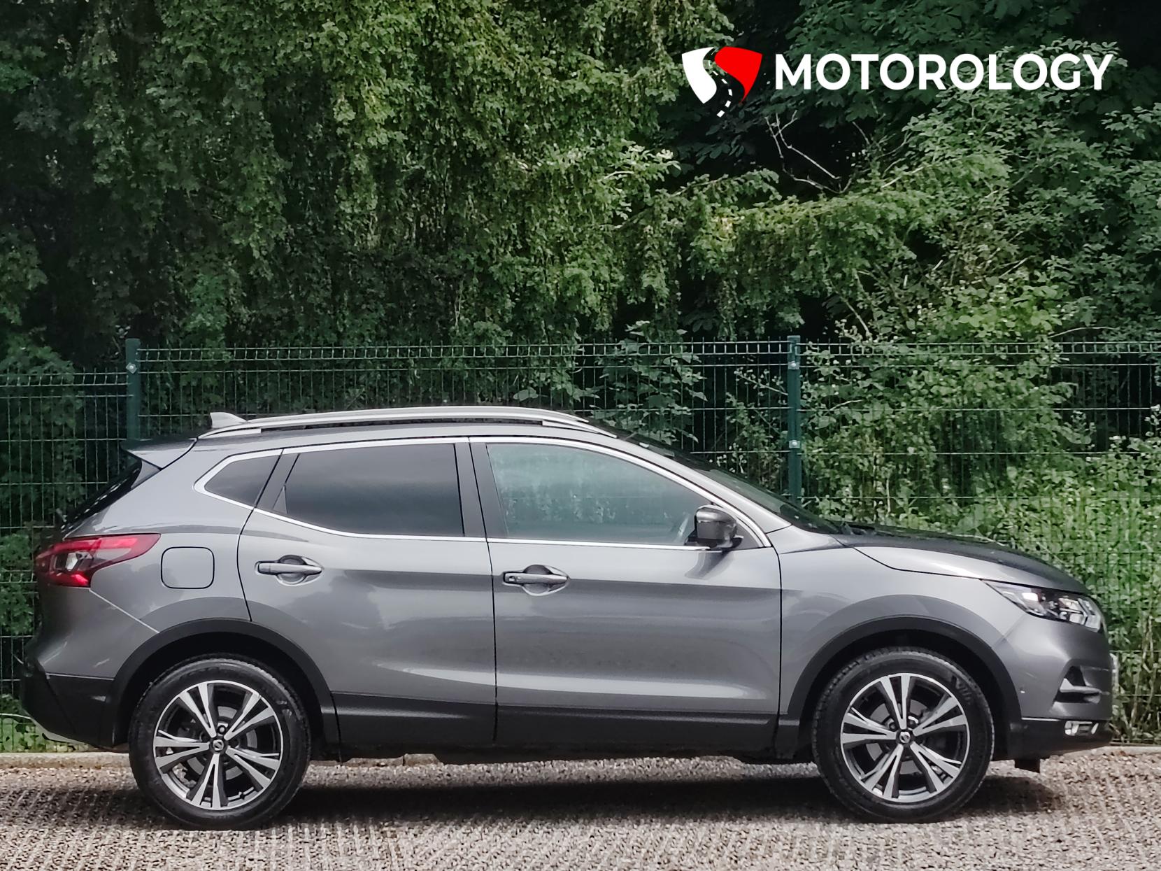 Nissan Qashqai 1.3 DIG-T N-Connecta SUV 5dr Petrol Manual Euro 6 (s/s) (160 ps)