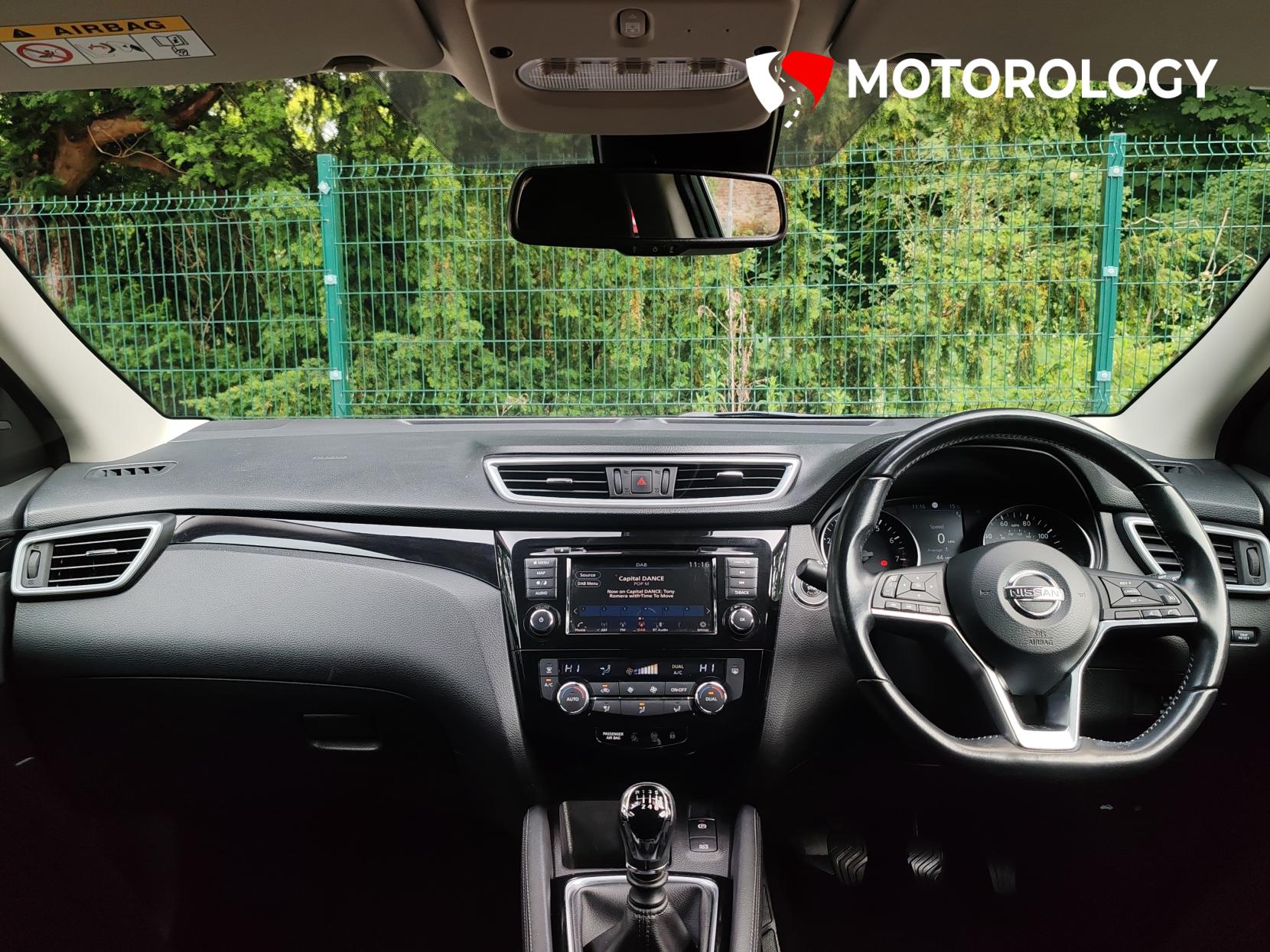 Nissan Qashqai 1.3 DIG-T N-Connecta SUV 5dr Petrol Manual Euro 6 (s/s) (160 ps)