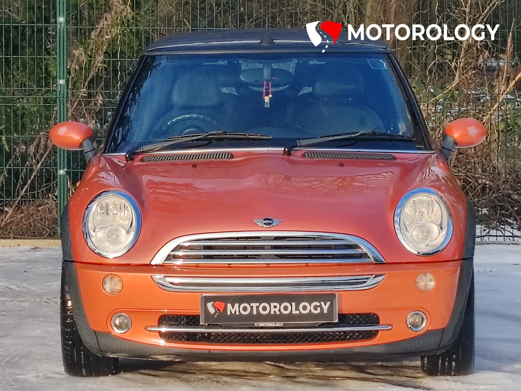 MINI Convertible 1.6 Cooper Convertible 2dr Petrol Manual Euro 3 (115 ps)