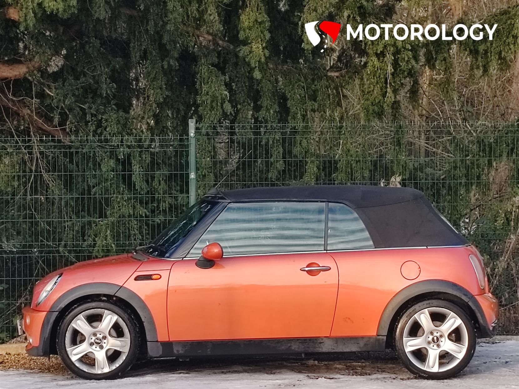 MINI Convertible 1.6 Cooper Convertible 2dr Petrol Manual Euro 3 (115 ps)