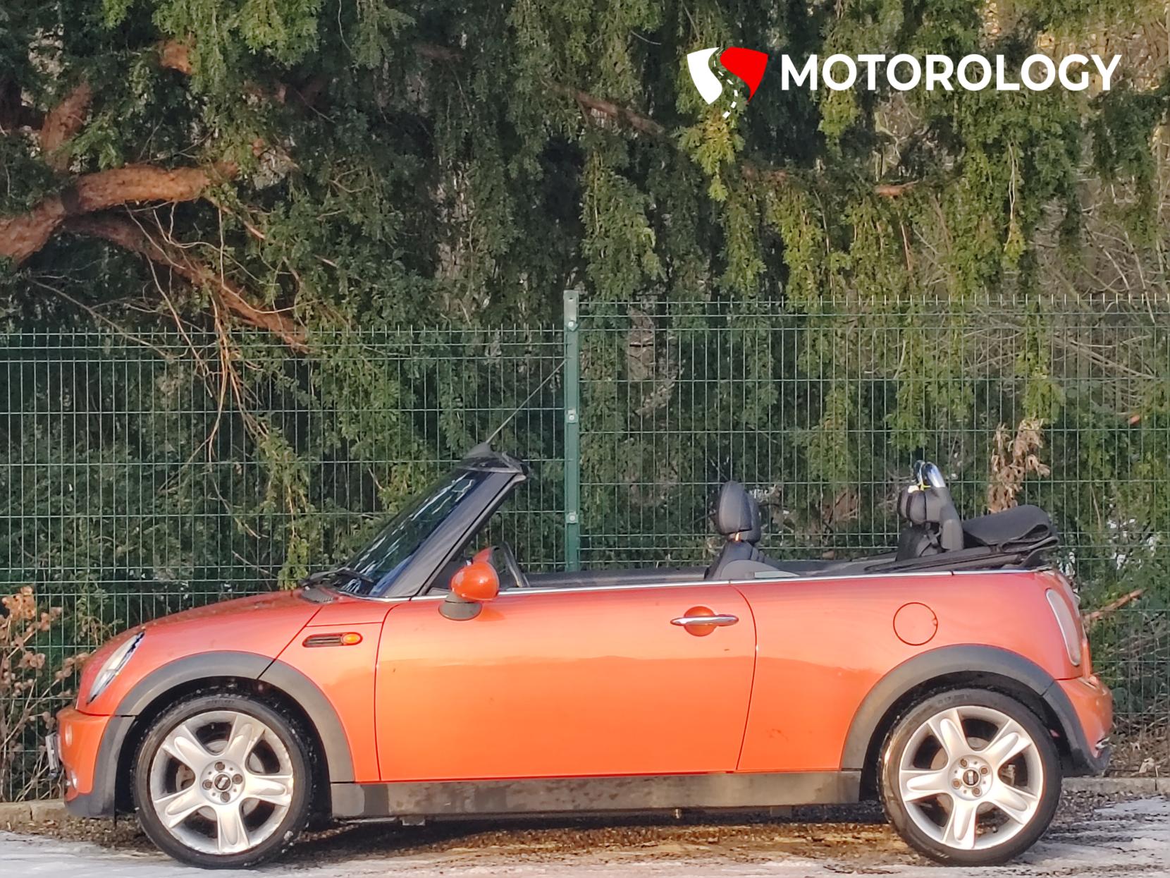 MINI Convertible 1.6 Cooper Convertible 2dr Petrol Manual Euro 3 (115 ps)