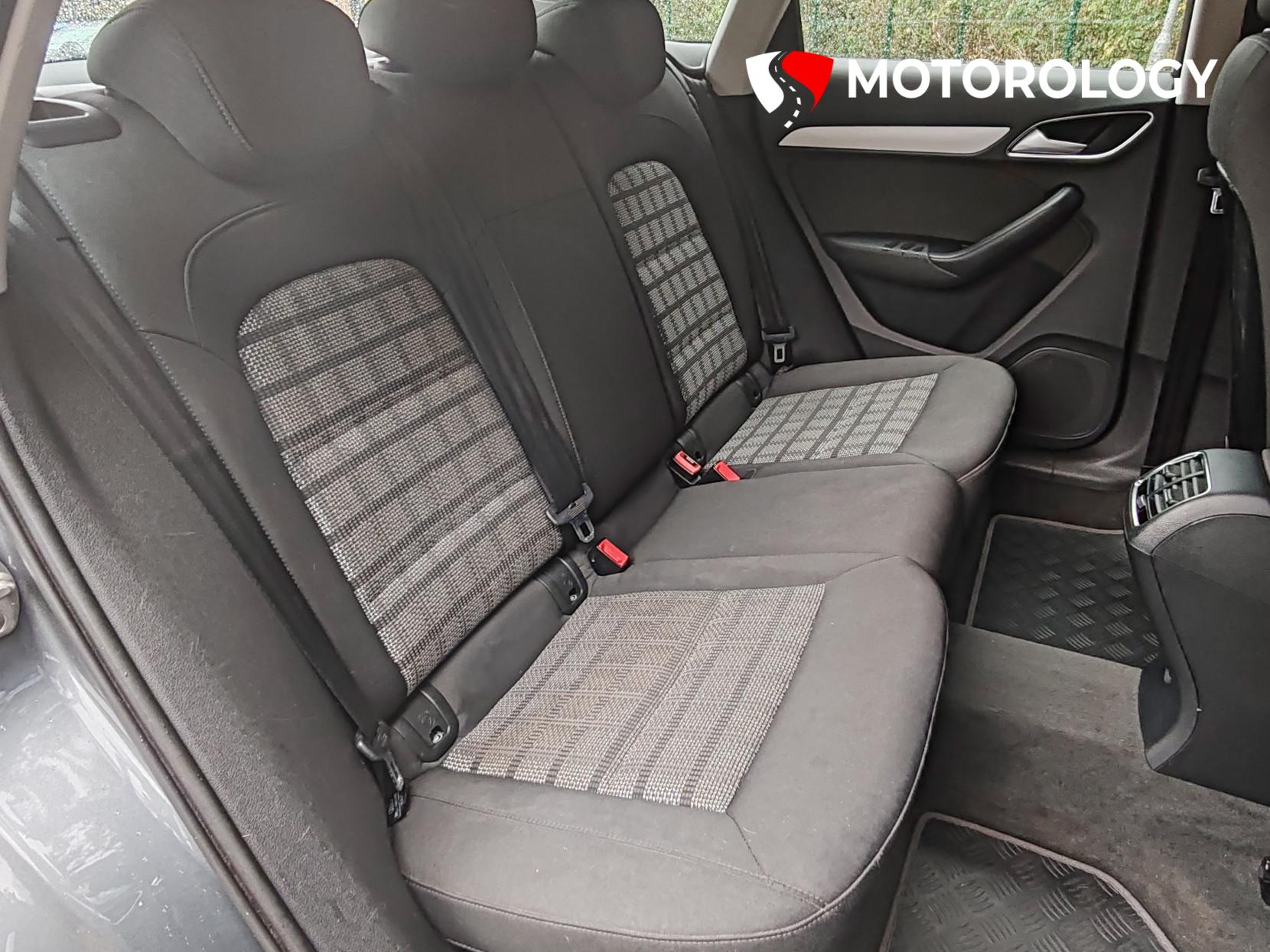 Audi Q3 2.0 TDI SE SUV 5dr Diesel Manual quattro Euro 6 (s/s) (150 ps)