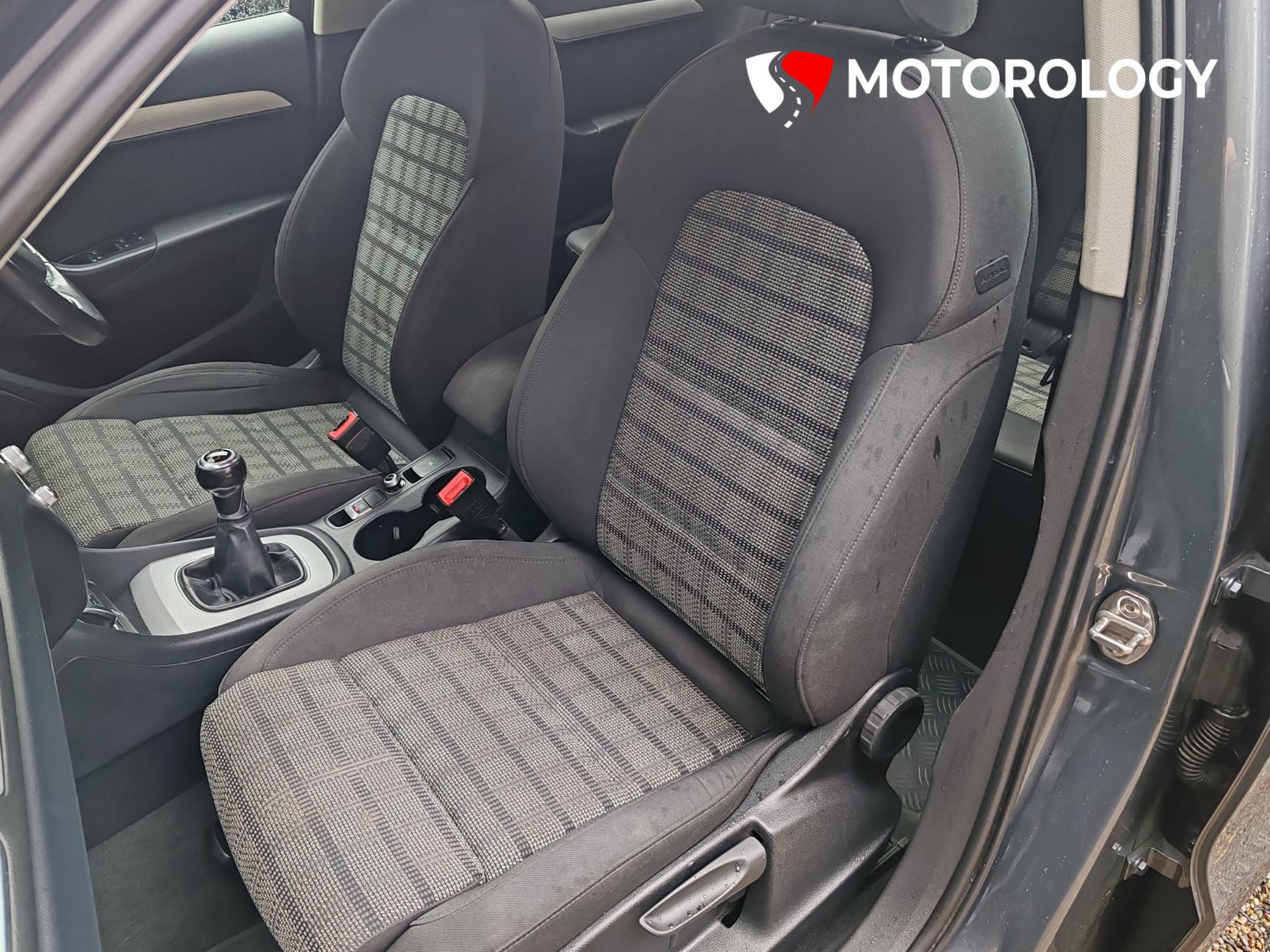 Audi Q3 2.0 TDI SE SUV 5dr Diesel Manual quattro Euro 6 (s/s) (150 ps)