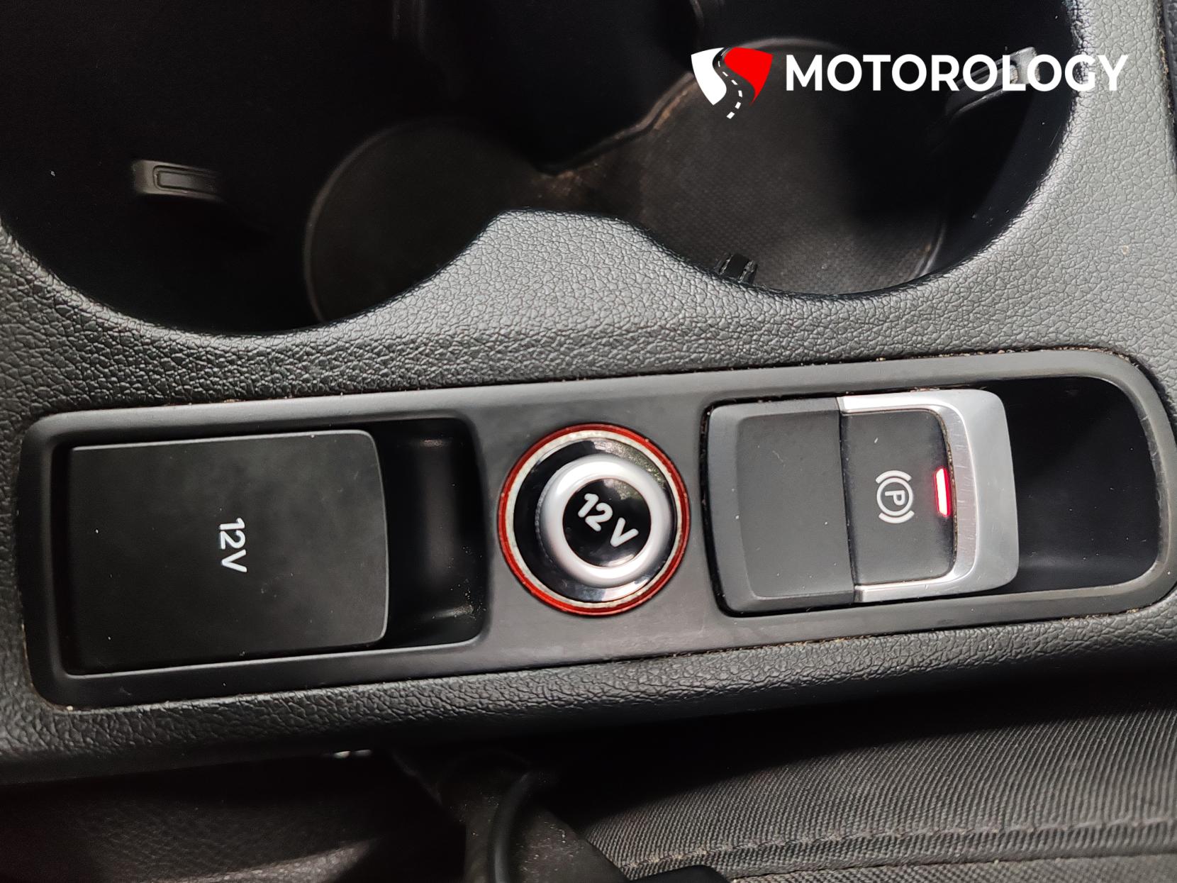 Audi Q3 2.0 TDI SE SUV 5dr Diesel Manual quattro Euro 6 (s/s) (150 ps)