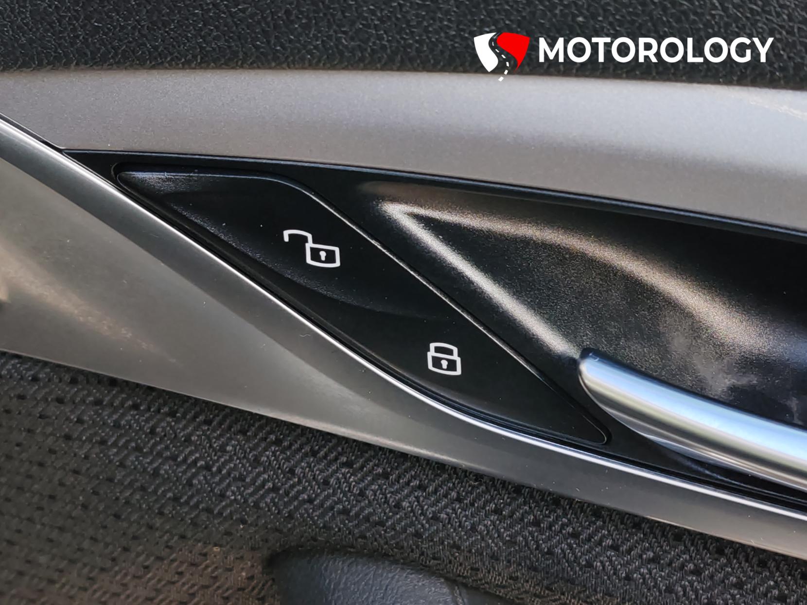 BMW 5 Series 2.0 530i GPF SE Touring 5dr Petrol Auto Euro 6 (s/s) (252 ps)