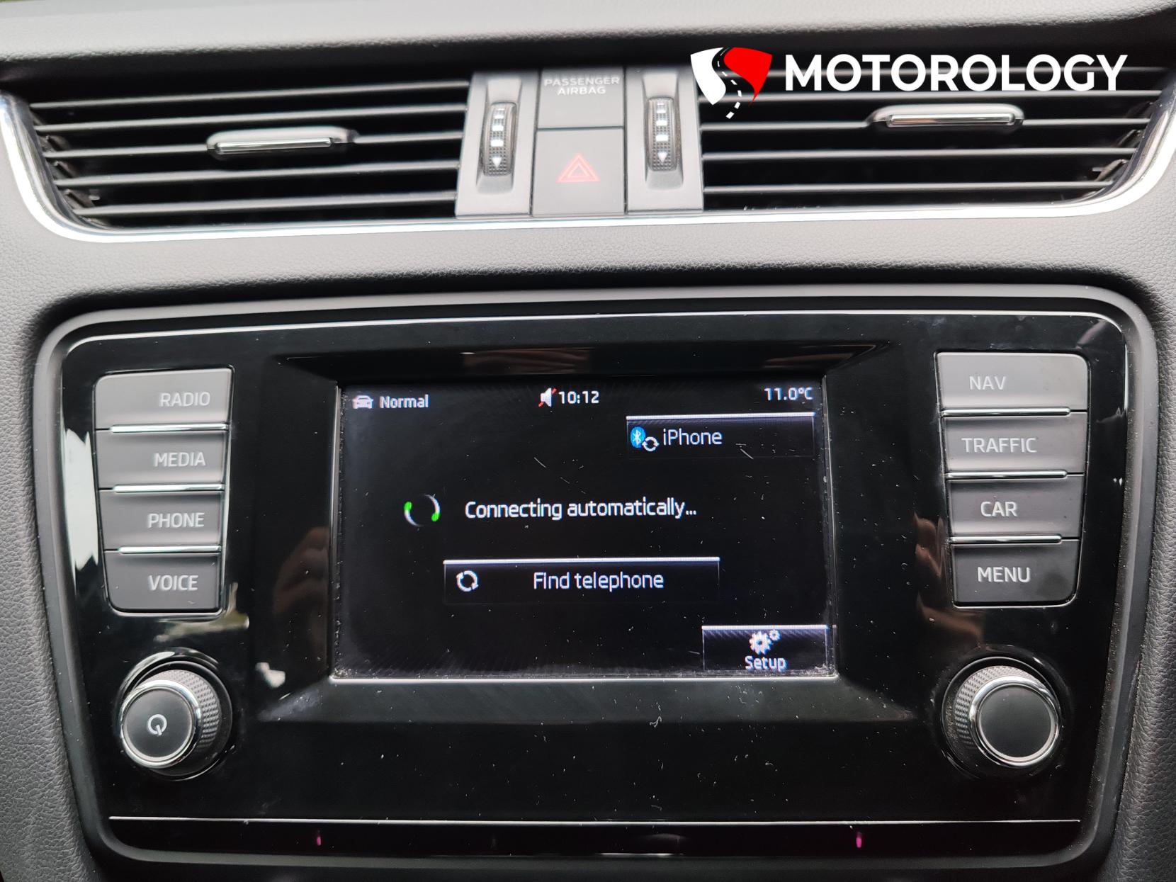 Skoda Octavia 1.6 TDI Elegance Hatchback 5dr Diesel DSG Euro 5 (s/s) (105 ps)