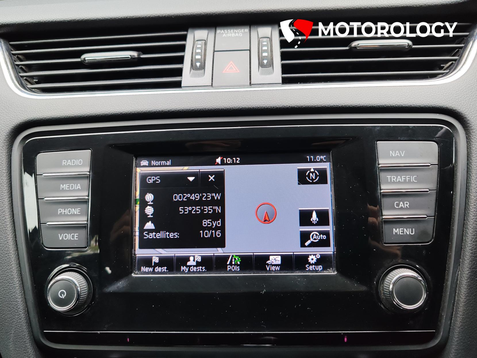 Skoda Octavia 1.6 TDI Elegance Hatchback 5dr Diesel DSG Euro 5 (s/s) (105 ps)