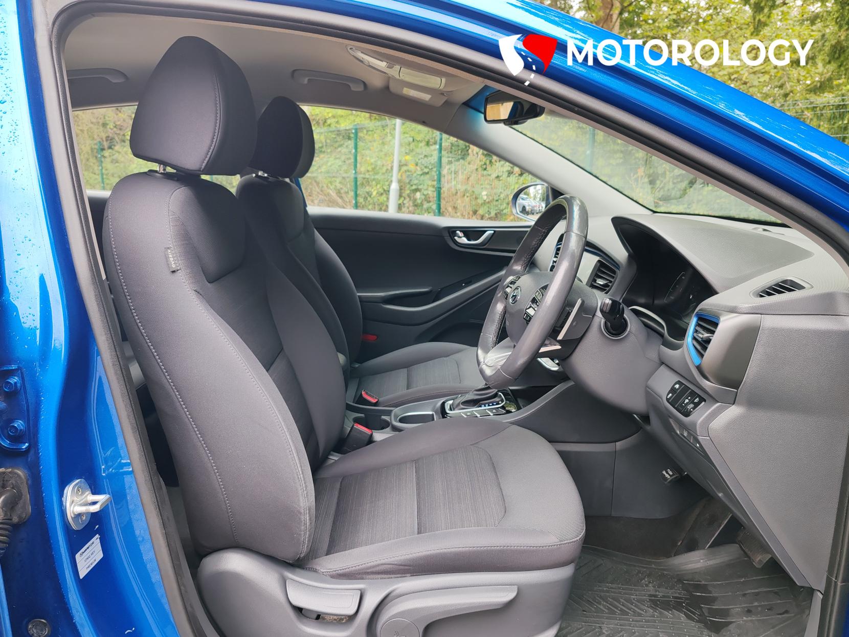 Hyundai IONIQ 1.6 h-GDi Premium Hatchback 5dr Petrol Hybrid DCT Euro 6 (s/s) (141 ps)