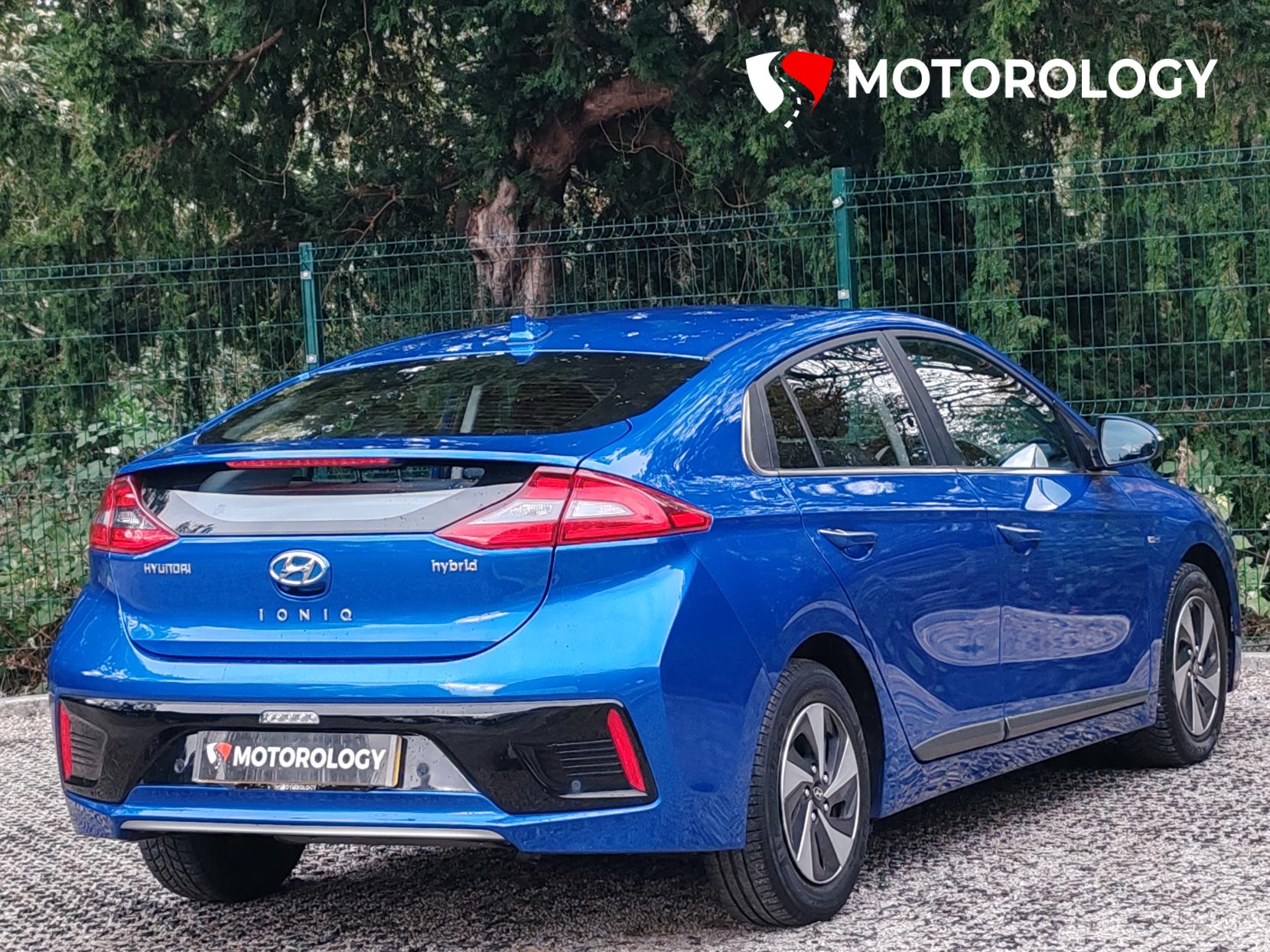 Hyundai IONIQ 1.6 h-GDi Premium Hatchback 5dr Petrol Hybrid DCT Euro 6 (s/s) (141 ps)