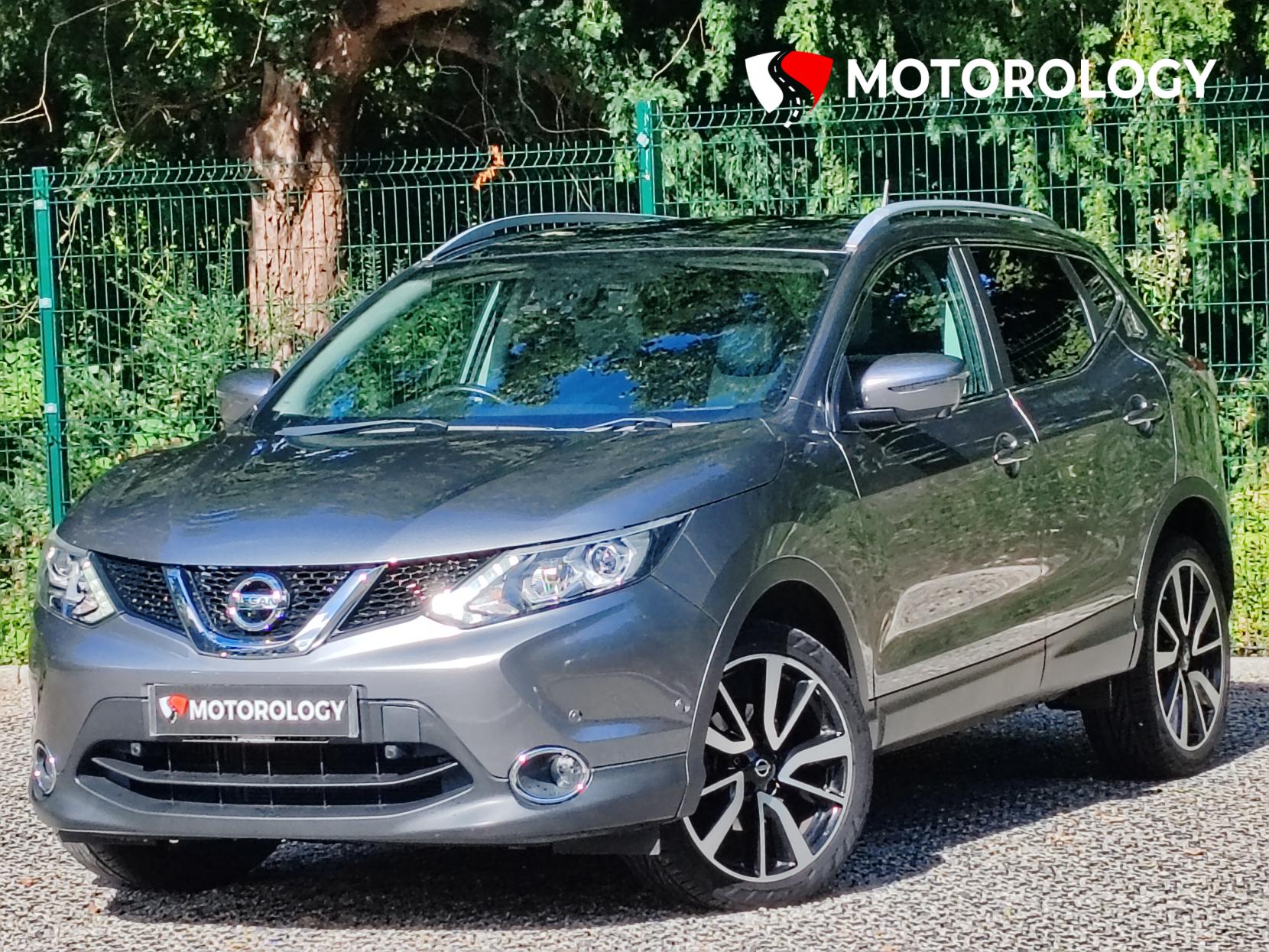 Nissan Qashqai 1.2 DIG-T Tekna SUV 5dr Petrol Manual 2WD Euro 6 (s/s) (115 ps)