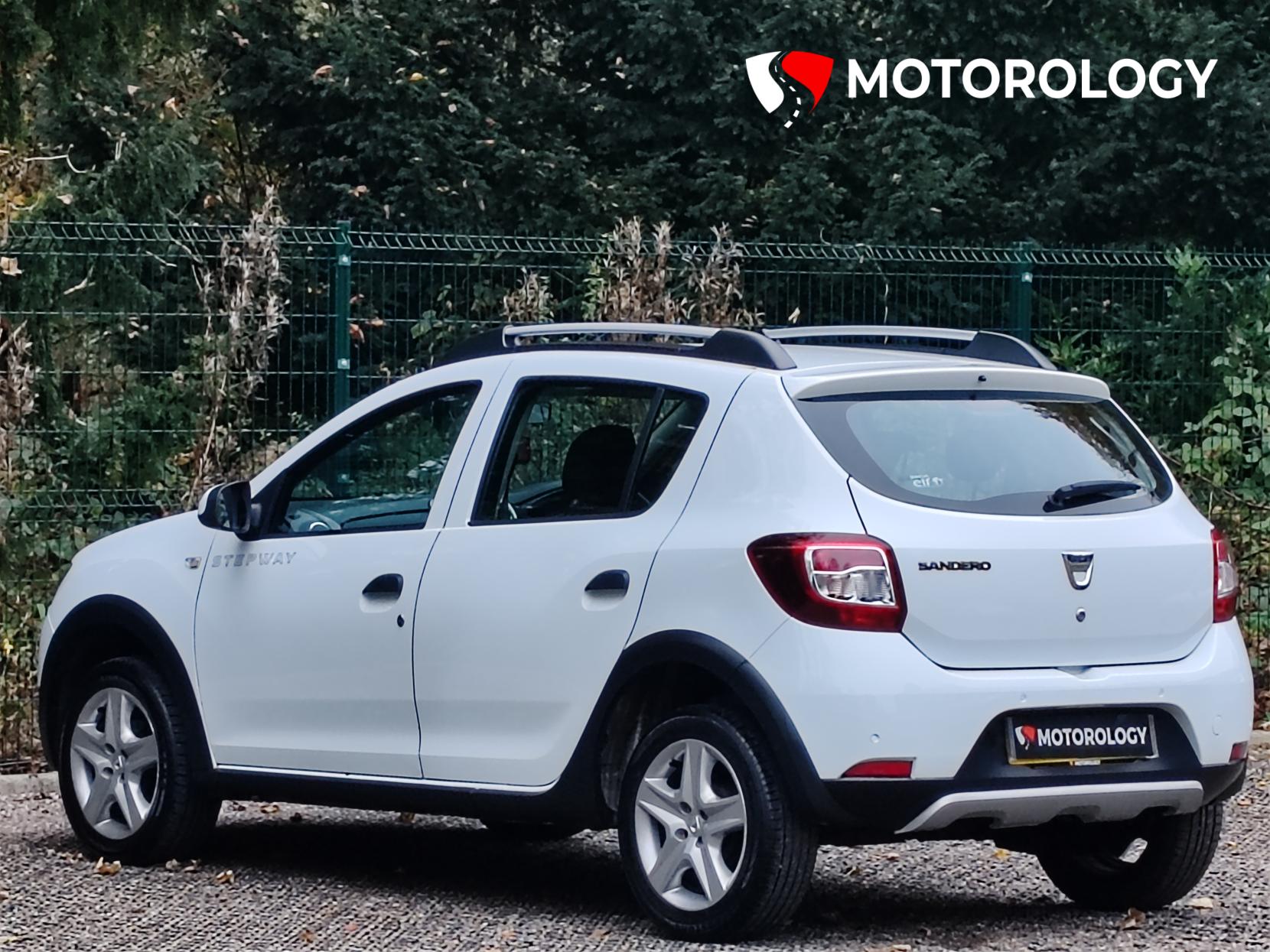 Dacia Sandero Stepway 1.5 dCi Laureate Hatchback 5dr Diesel Manual Euro 6 (s/s) (90 ps)