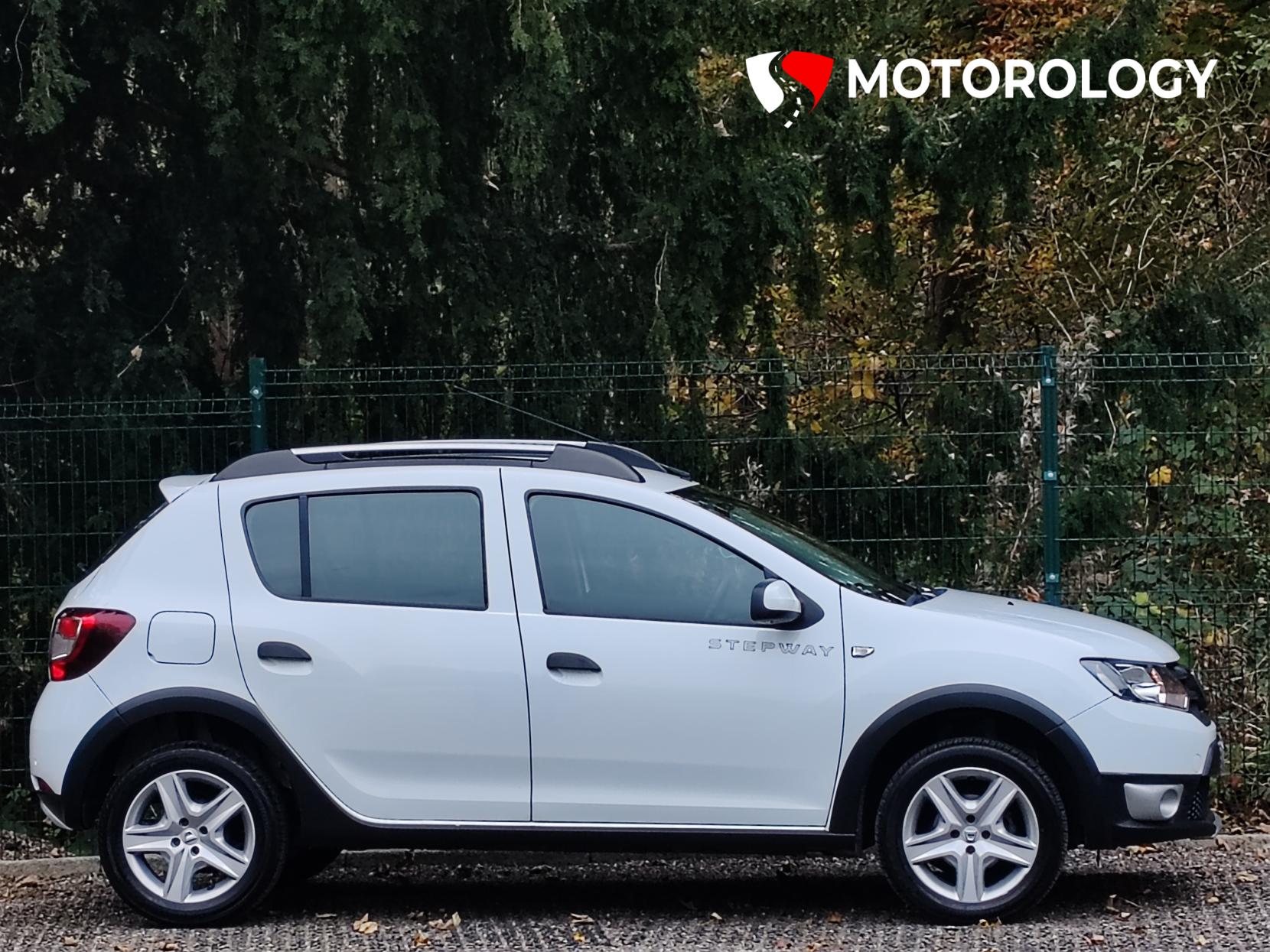 Dacia Sandero Stepway 1.5 dCi Laureate Hatchback 5dr Diesel Manual Euro 6 (s/s) (90 ps)