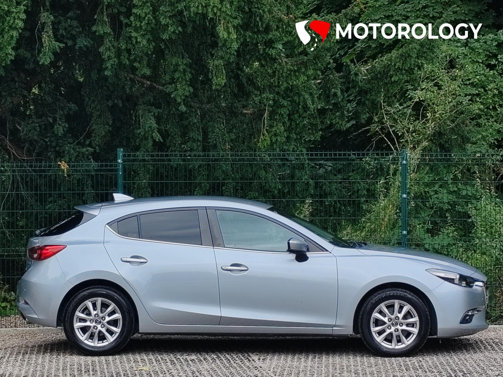 Mazda Mazda3 2.2 SKYACTIV-D SE-L Nav Hatchback 5dr Diesel Auto Euro 6 (s/s) (150 ps)