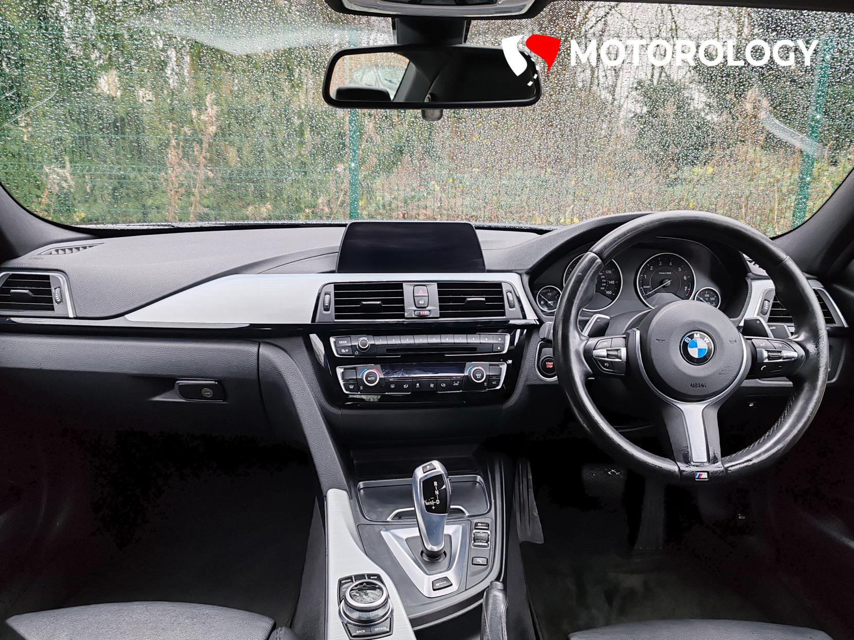 BMW 3 Series 2.0 330e 7.6kWh M Sport Saloon 4dr Petrol Plug-in Hybrid Auto Euro 6 (s/s) (252 ps)