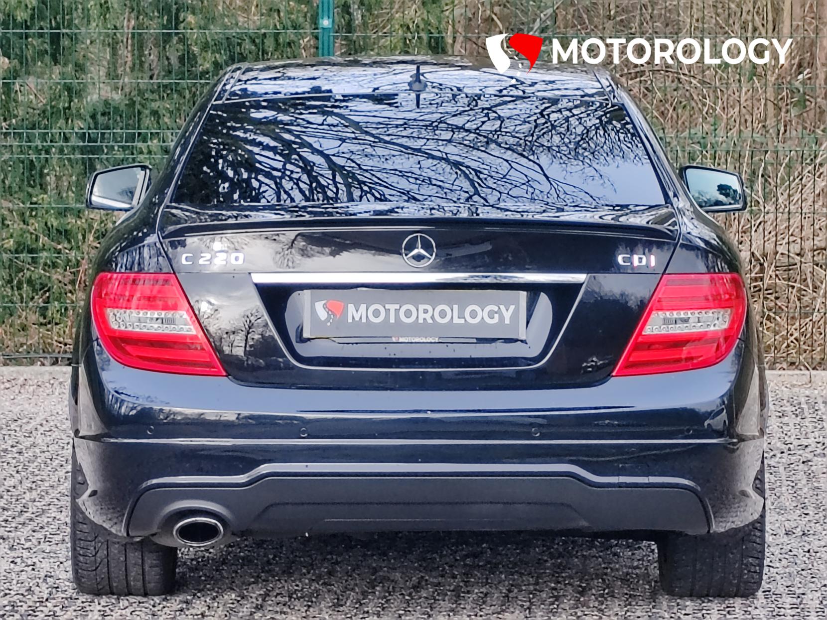 Mercedes-Benz C Class 2.1 C220 CDI BlueEfficiency AMG Sport Plus Coupe 2dr Diesel G-Tronic+ Euro 5 (s/s) (170 ps)