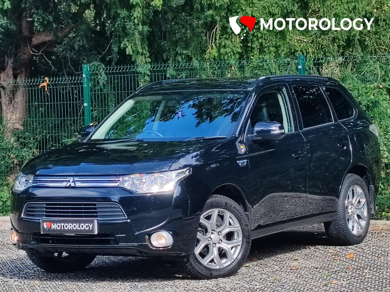 Mitsubishi Outlander 2.0h 12kWh GX3h SUV 5dr Petrol Plug-in Hybrid CVT 4WD Euro 5 (s/s) (200 ps)