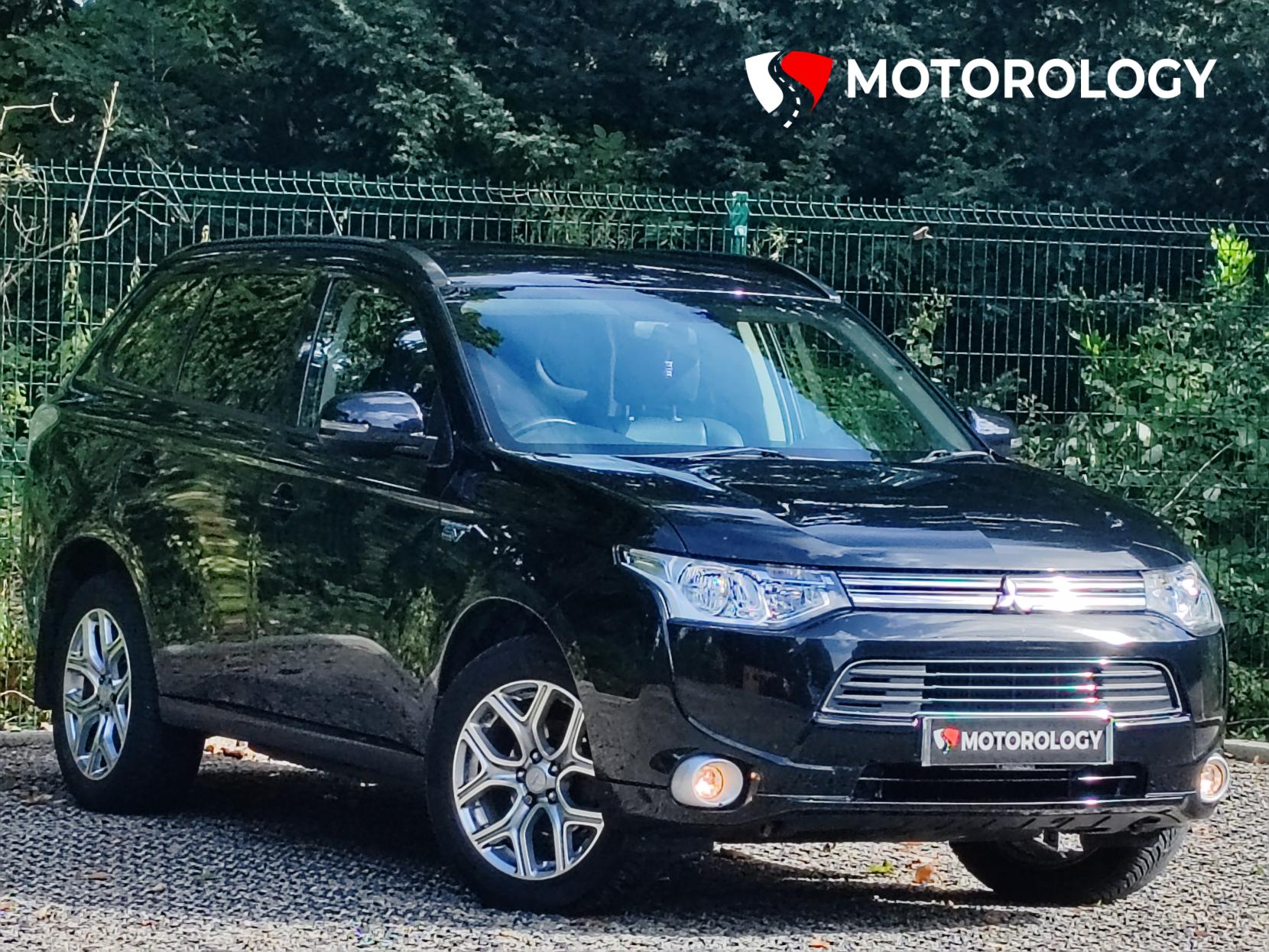 Mitsubishi Outlander 2.0h 12kWh GX3h SUV 5dr Petrol Plug-in Hybrid CVT 4WD Euro 5 (s/s) (200 ps)