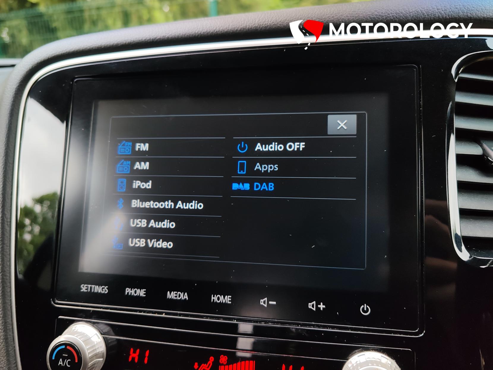 Mitsubishi Outlander 2.4h TwinMotor 13.8kWh Design SUV 5dr Petrol Plug-in Hybrid CVT 4WD Euro 6 (s/s) (224 ps)