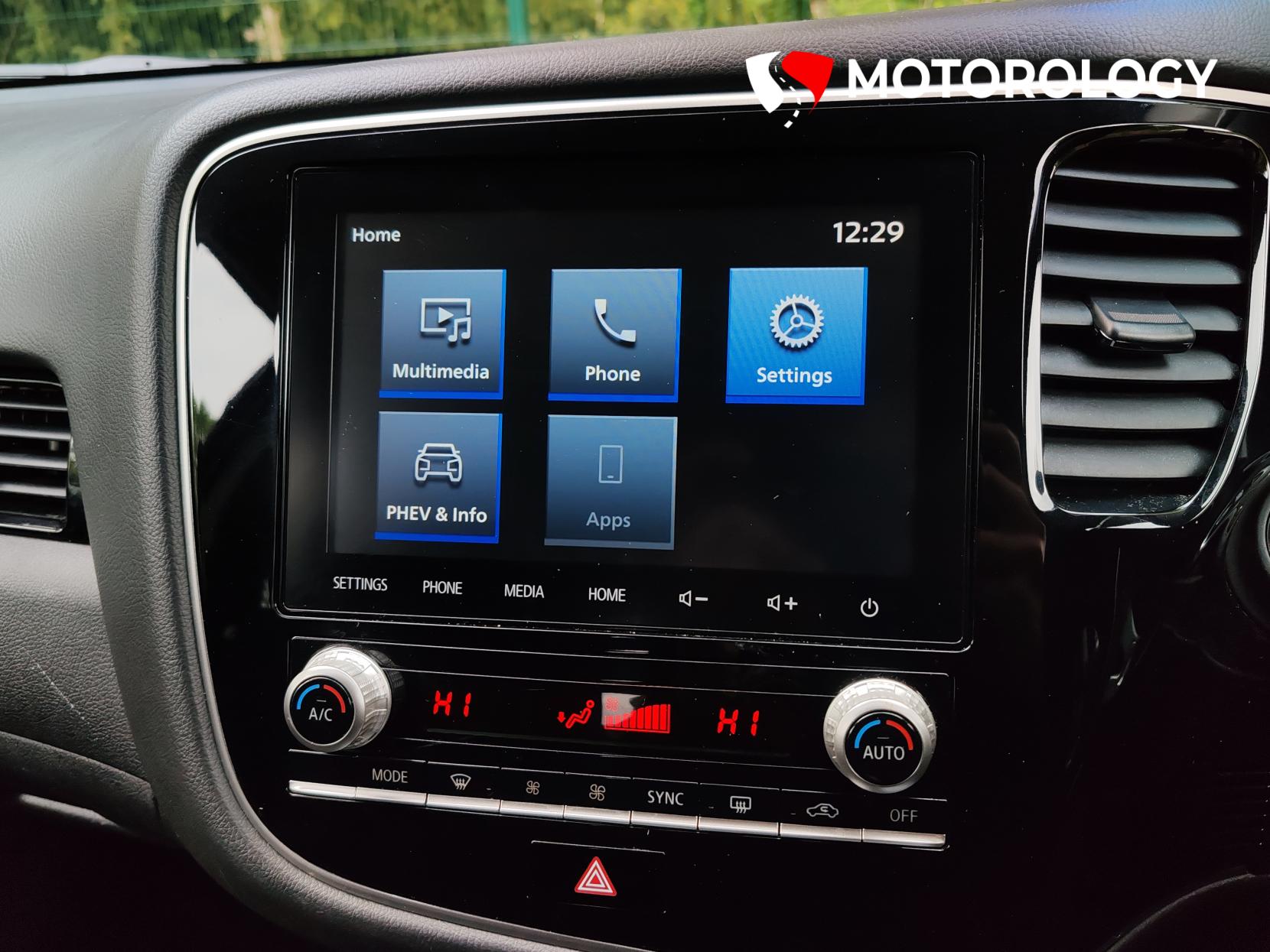 Mitsubishi Outlander 2.4h TwinMotor 13.8kWh Design SUV 5dr Petrol Plug-in Hybrid CVT 4WD Euro 6 (s/s) (224 ps)