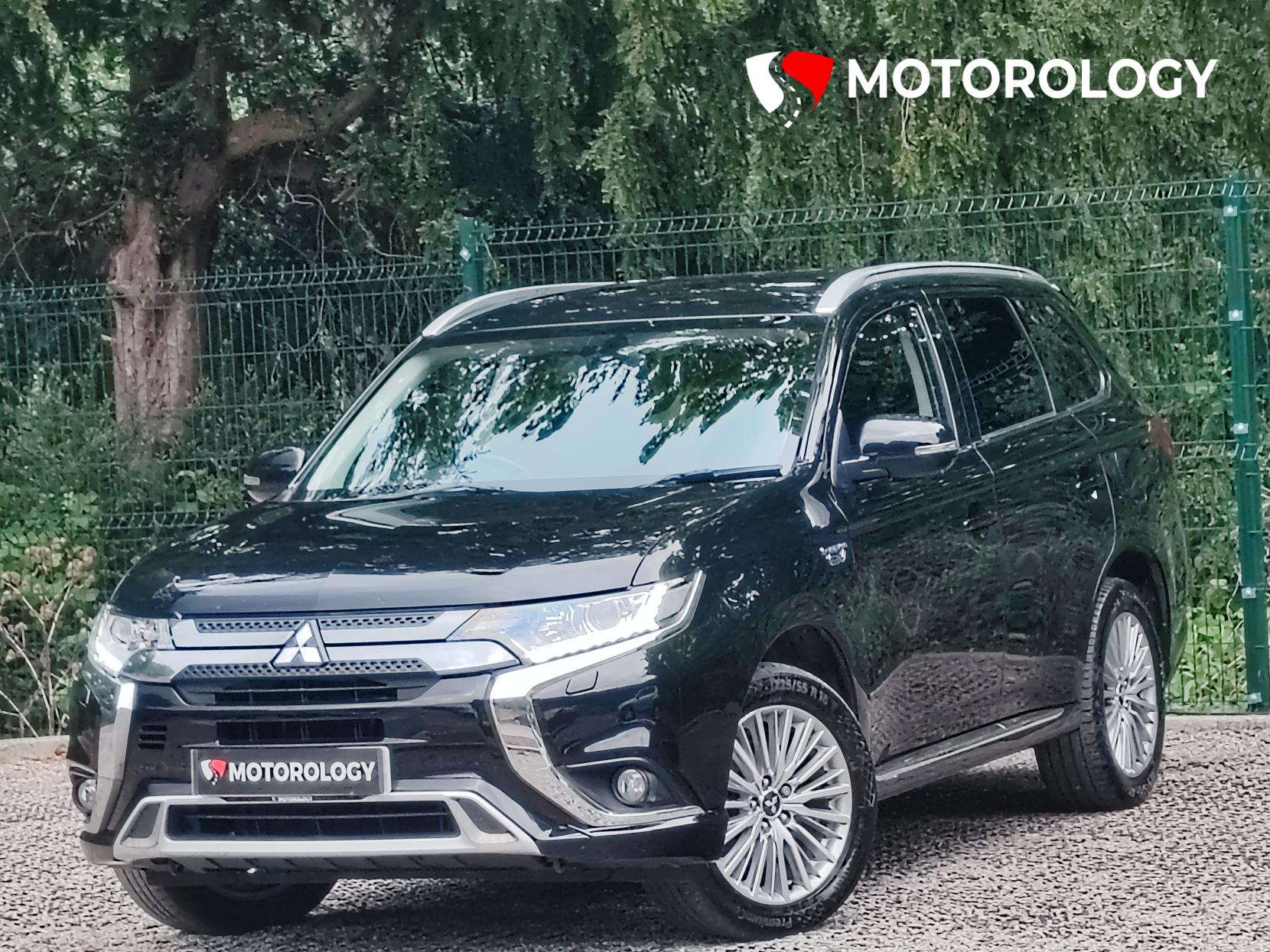 Mitsubishi Outlander 2.4h TwinMotor 13.8kWh Design SUV 5dr Petrol Plug-in Hybrid CVT 4WD Euro 6 (s/s) (224 ps)