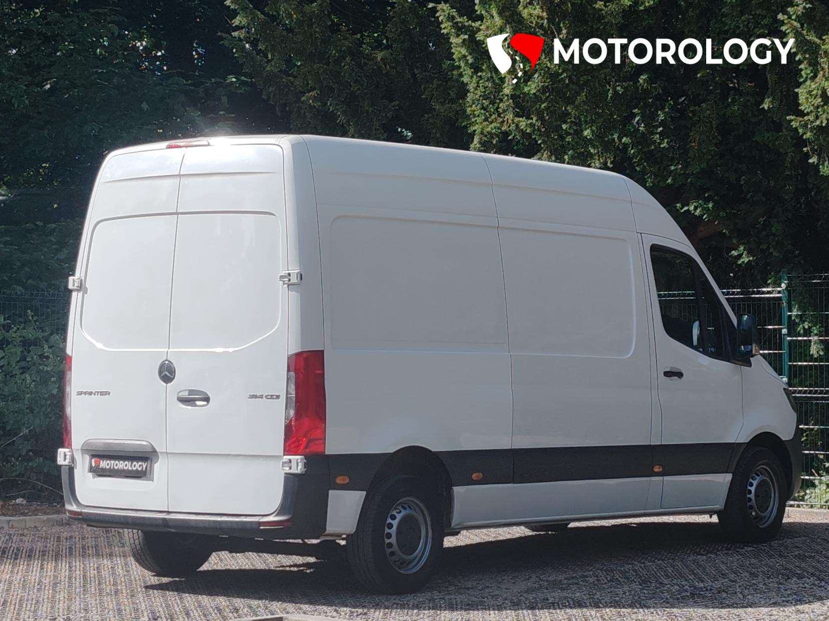 Mercedes-Benz Sprinter 2.1 314 CDI Progressive Panel Van 5dr Diesel Manual FWD L2 H2 Euro 6 (s/s) (143 ps)