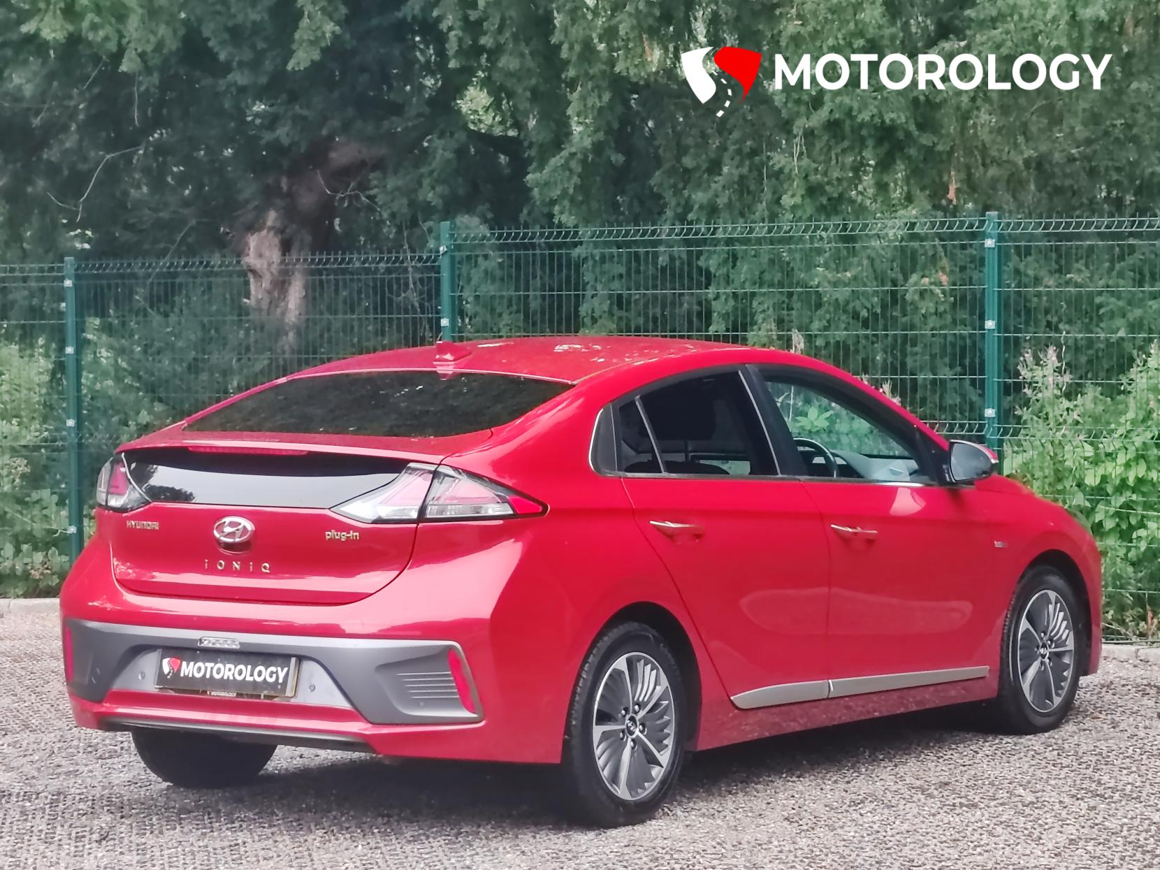 Hyundai IONIQ 1.6 h-GDi 8.9kWh Premium SE Hatchback 5dr Petrol Plug-in Hybrid DCT Euro 6 (s/s) (141 ps)