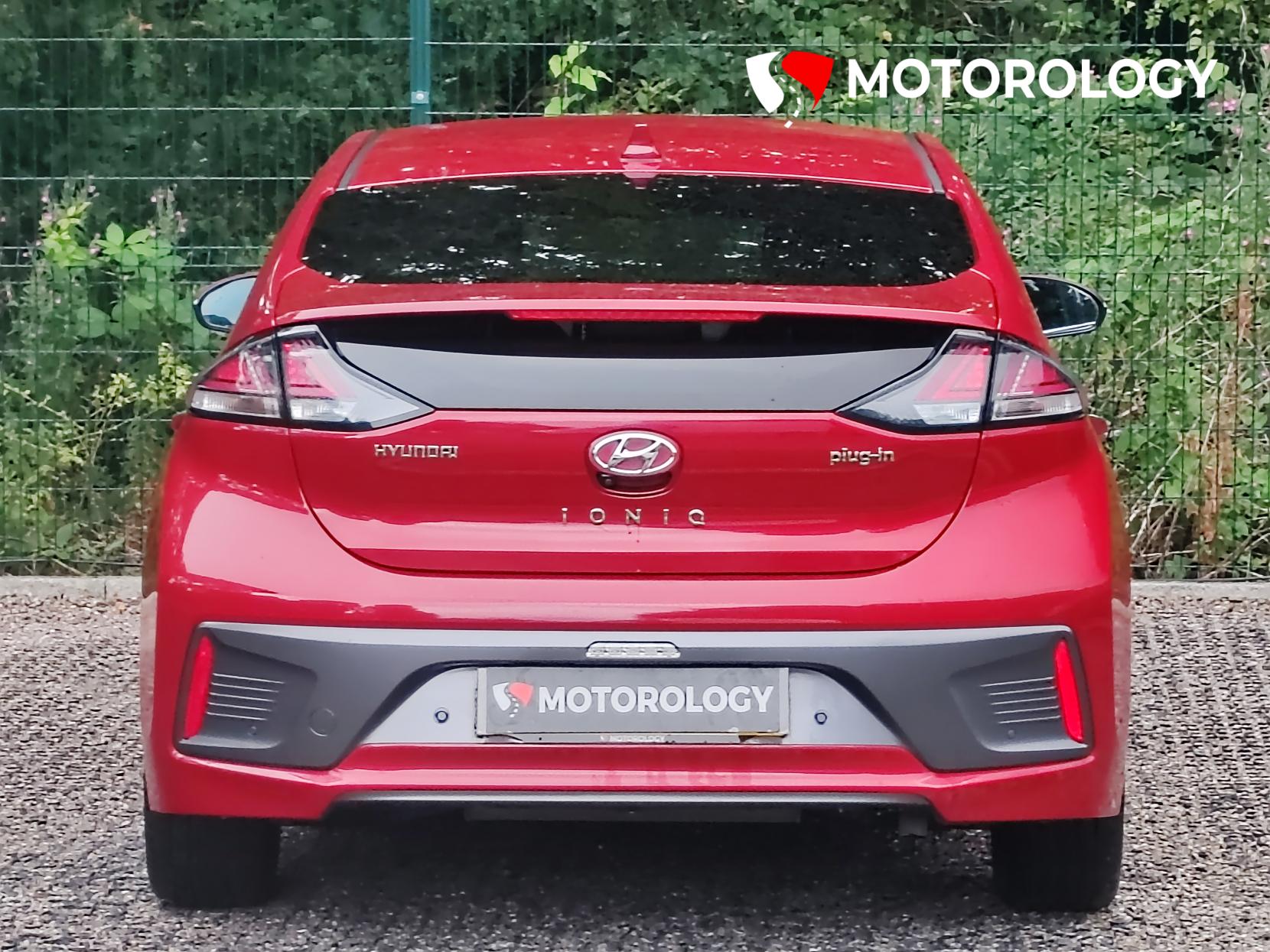 Hyundai IONIQ 1.6 h-GDi 8.9kWh Premium SE Hatchback 5dr Petrol Plug-in Hybrid DCT Euro 6 (s/s) (141 ps)