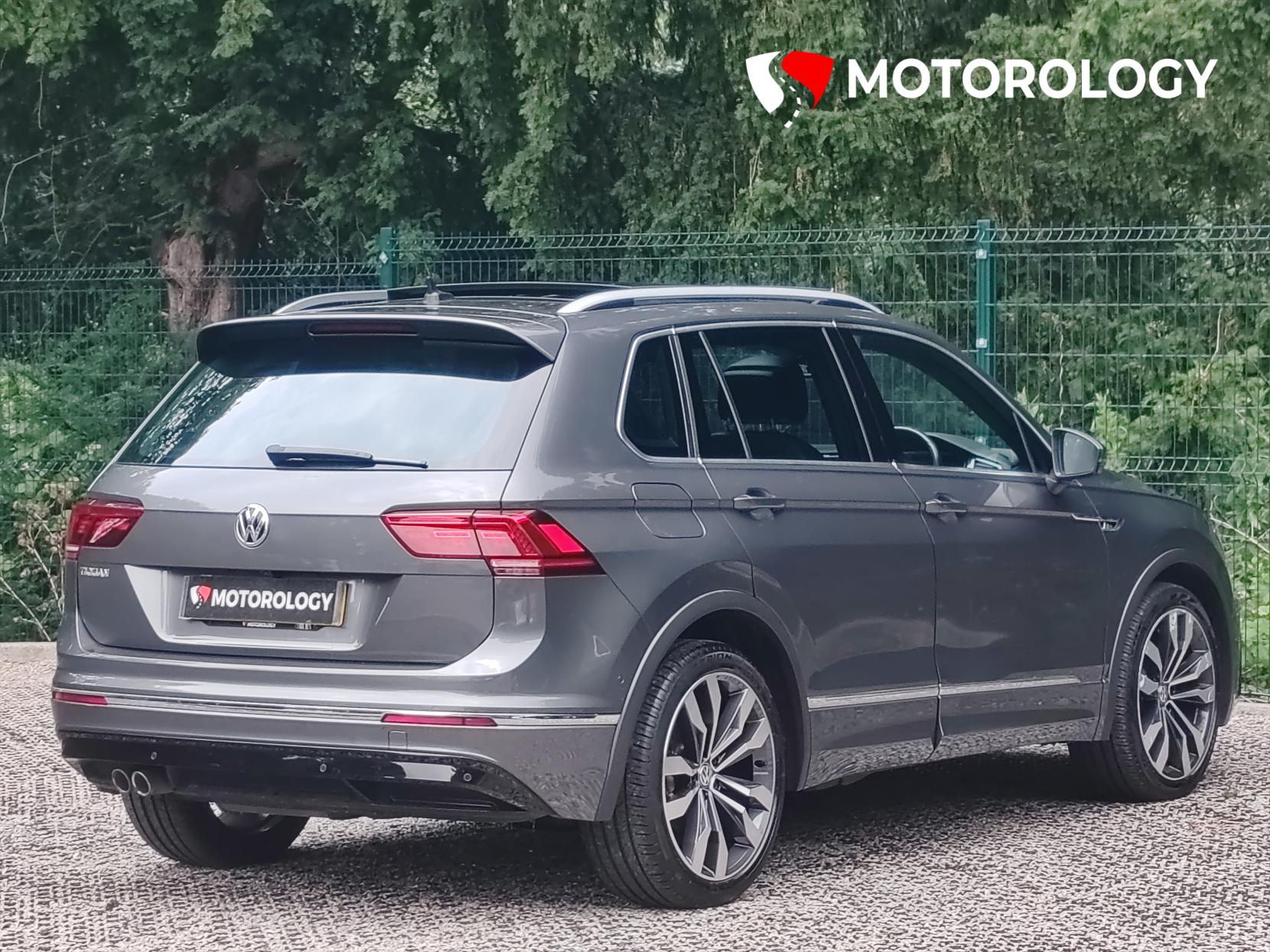 Volkswagen Tiguan 2.0 TDI R-Line Tech SUV 5dr Diesel DSG Euro 6 (s/s) (150 ps)