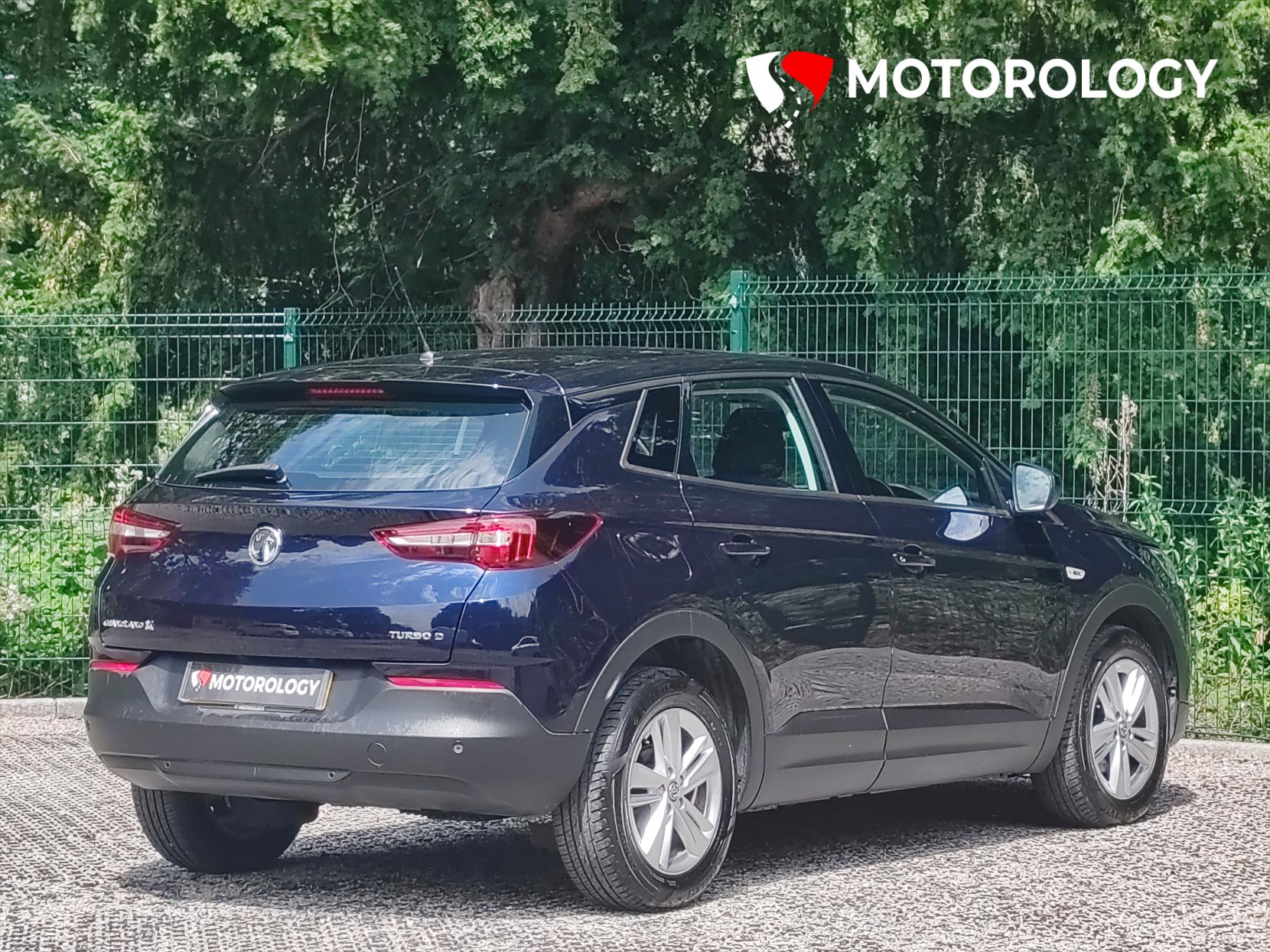 Vauxhall Grandland X 1.5 Turbo D BlueInjection SE SUV 5dr Diesel Manual Euro 6 (s/s) (130 ps)