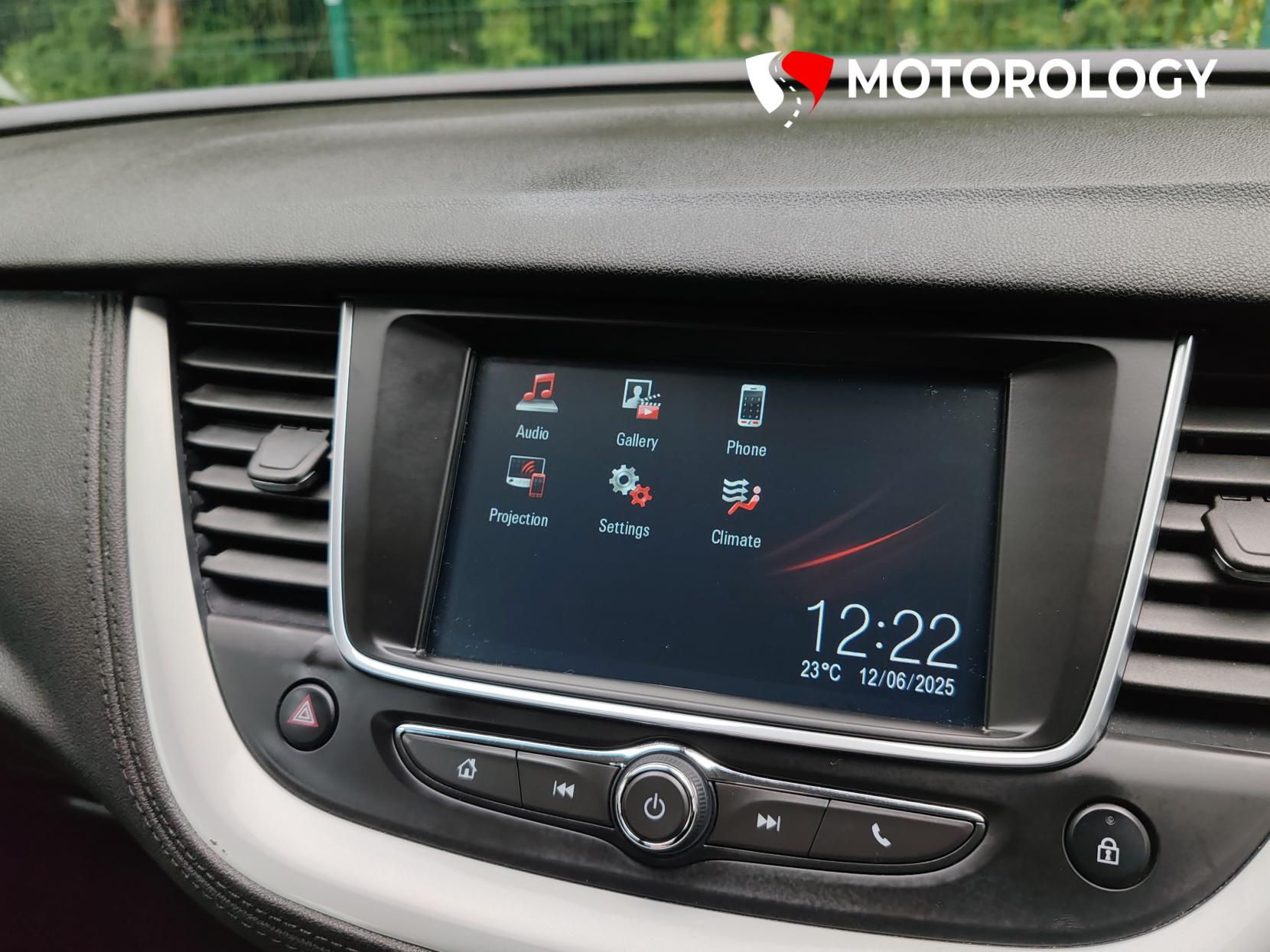 Vauxhall Grandland X 1.5 Turbo D BlueInjection SE SUV 5dr Diesel Manual Euro 6 (s/s) (130 ps)