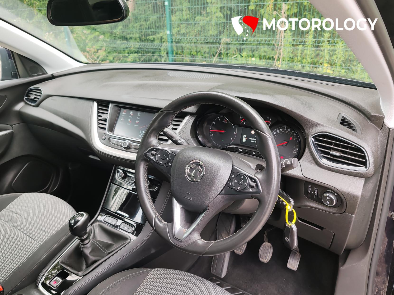 Vauxhall Grandland X 1.5 Turbo D BlueInjection SE SUV 5dr Diesel Manual Euro 6 (s/s) (130 ps)