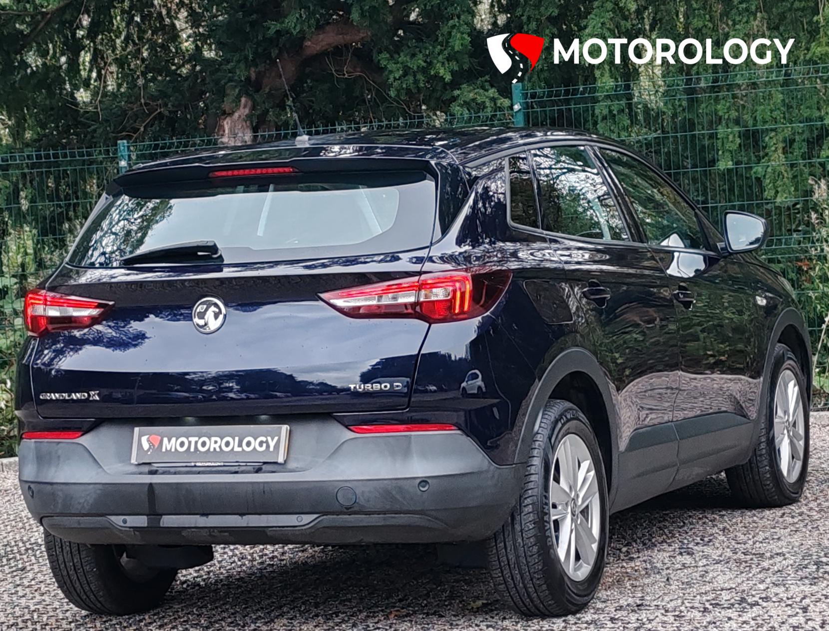 Vauxhall Grandland X 1.5 Turbo D BlueInjection SE SUV 5dr Diesel Manual Euro 6 (s/s) (130 ps)