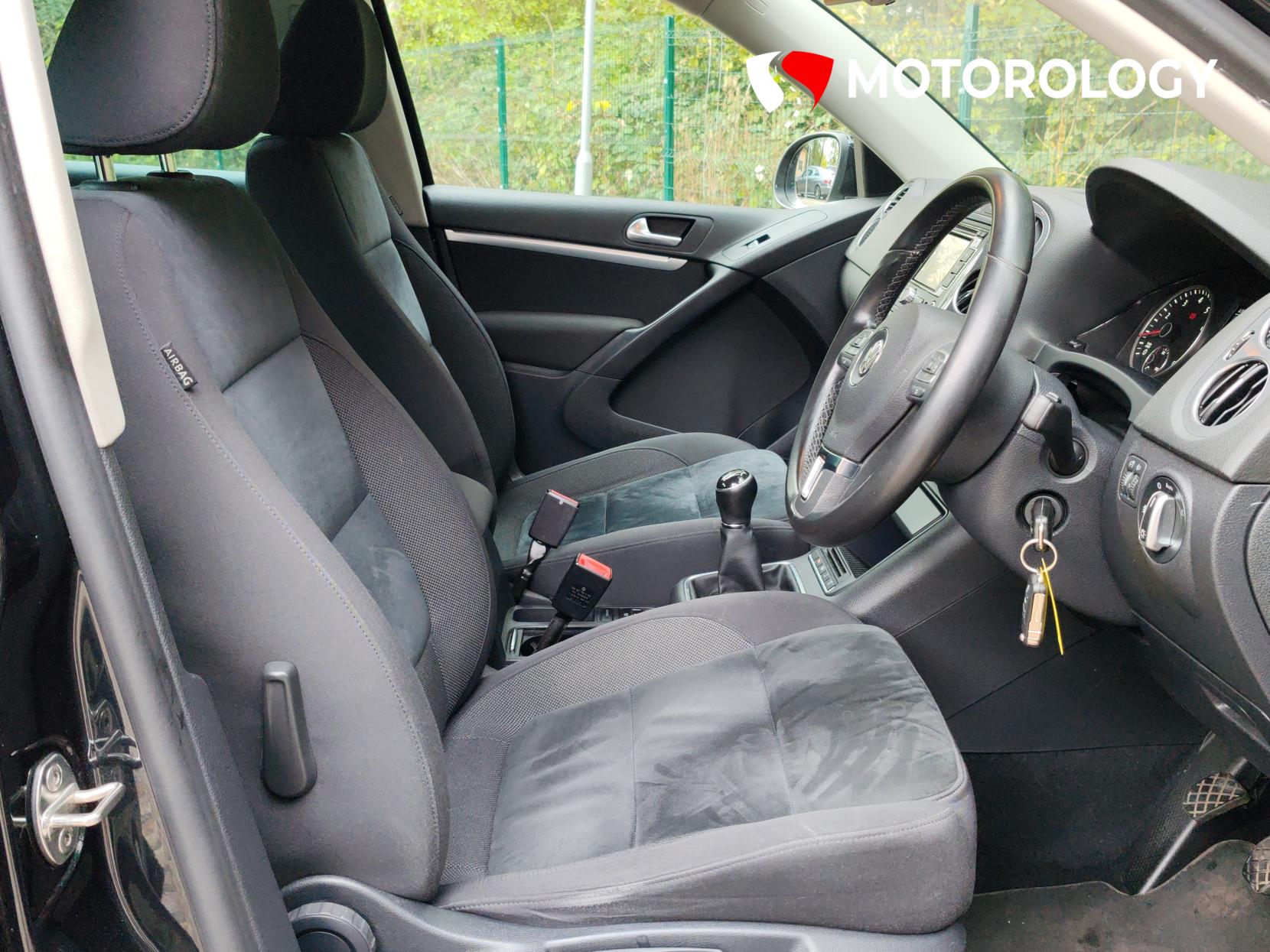Volkswagen Tiguan 1.4 TSI BlueMotion Tech Match SUV 5dr Petrol Manual 2WD Euro 5 (s/s) (160 ps)