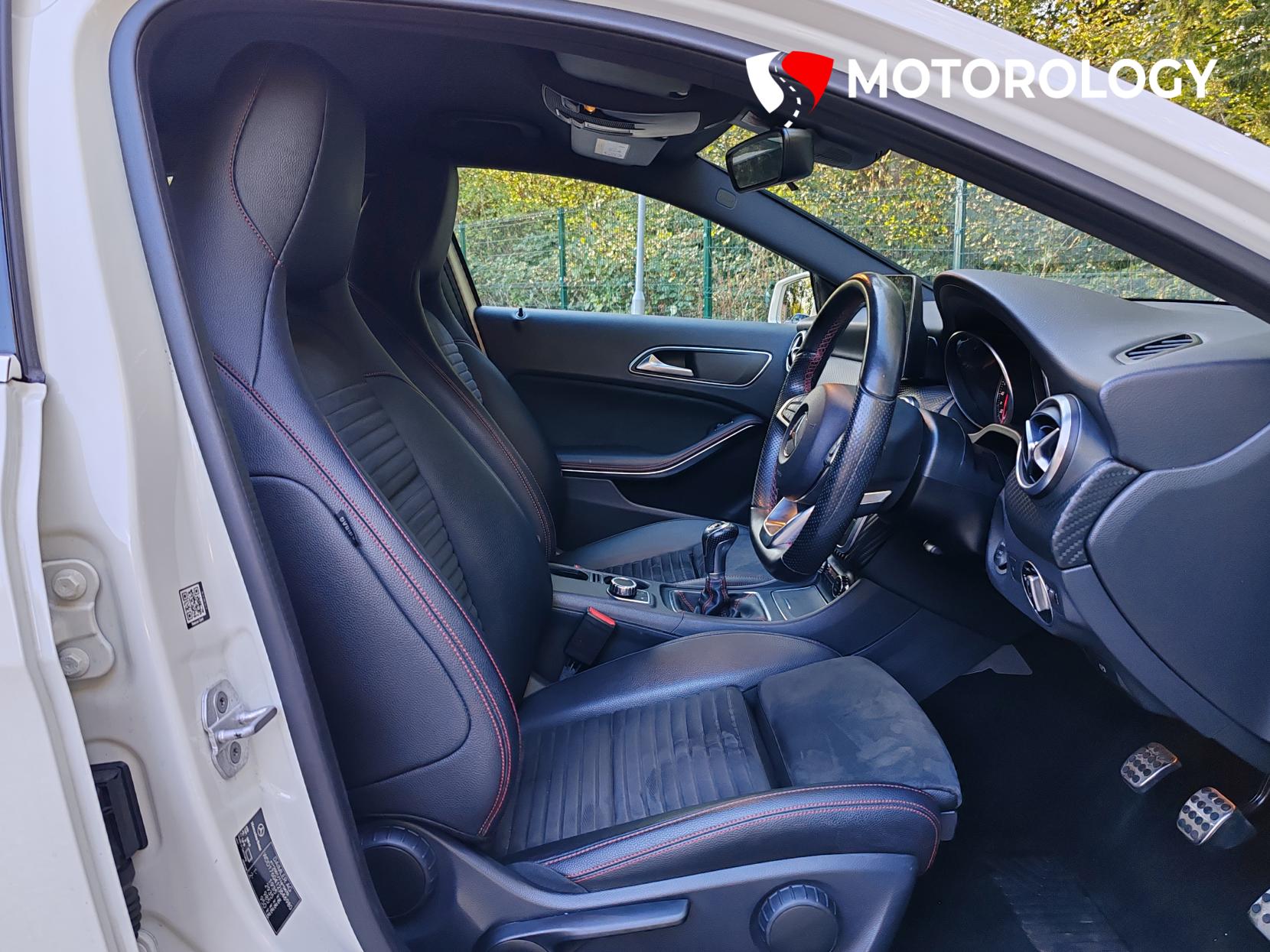 Mercedes-Benz A Class 1.6 A160 AMG Line (Executive) Hatchback 5dr Petrol Manual Euro 6 (s/s) (102 ps)