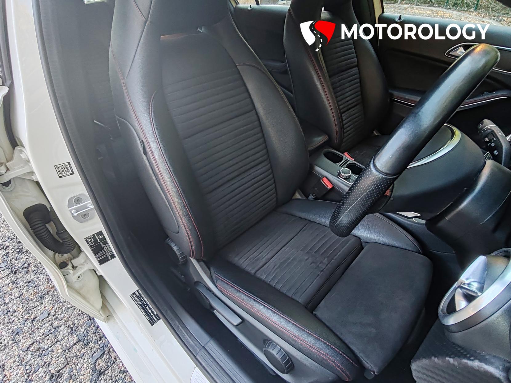 Mercedes-Benz A Class 1.6 A160 AMG Line (Executive) Hatchback 5dr Petrol Manual Euro 6 (s/s) (102 ps)