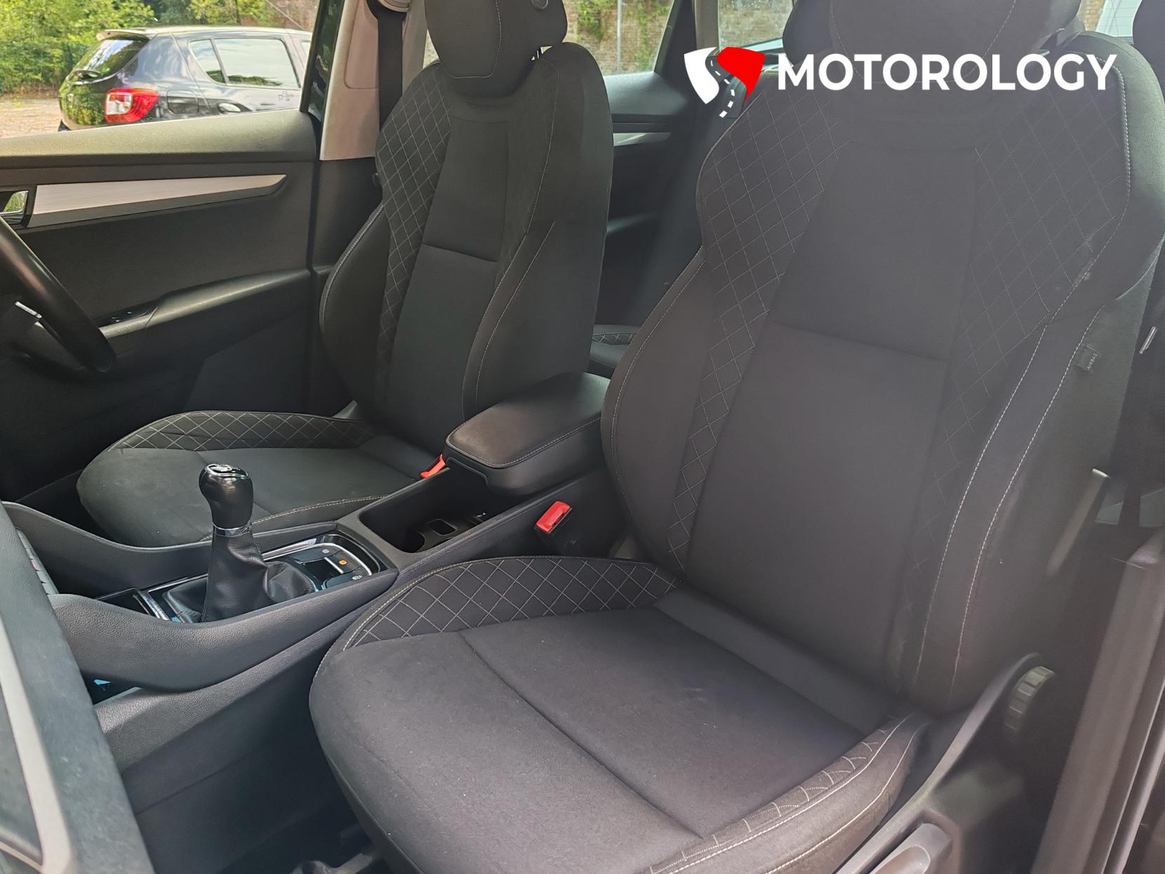 Skoda Karoq 1.5 TSI ACT SE SUV 5dr Petrol Manual Euro 6 (s/s) (150 ps)