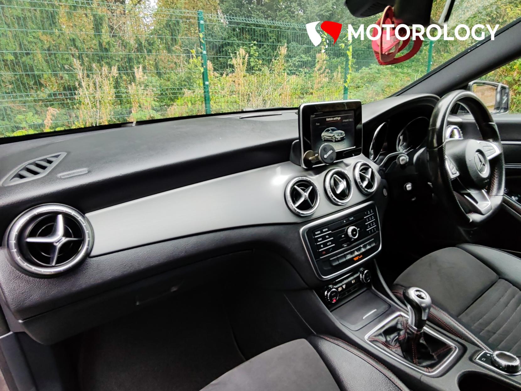 Mercedes-Benz CLA 2.1 CLA200d AMG Sport Coupe 4dr Diesel Manual Euro 6 (s/s) (136 ps)