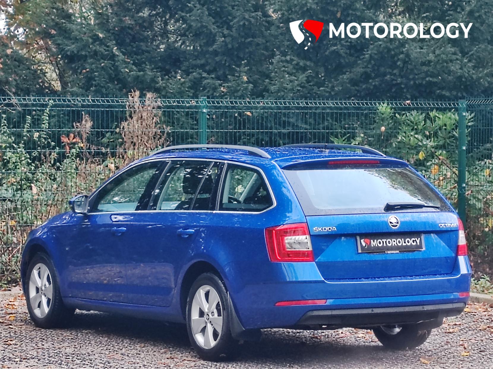 Skoda Octavia 1.0 TSI GPF SE Technology Estate 5dr Petrol DSG Euro 6 (s/s) (115 ps)