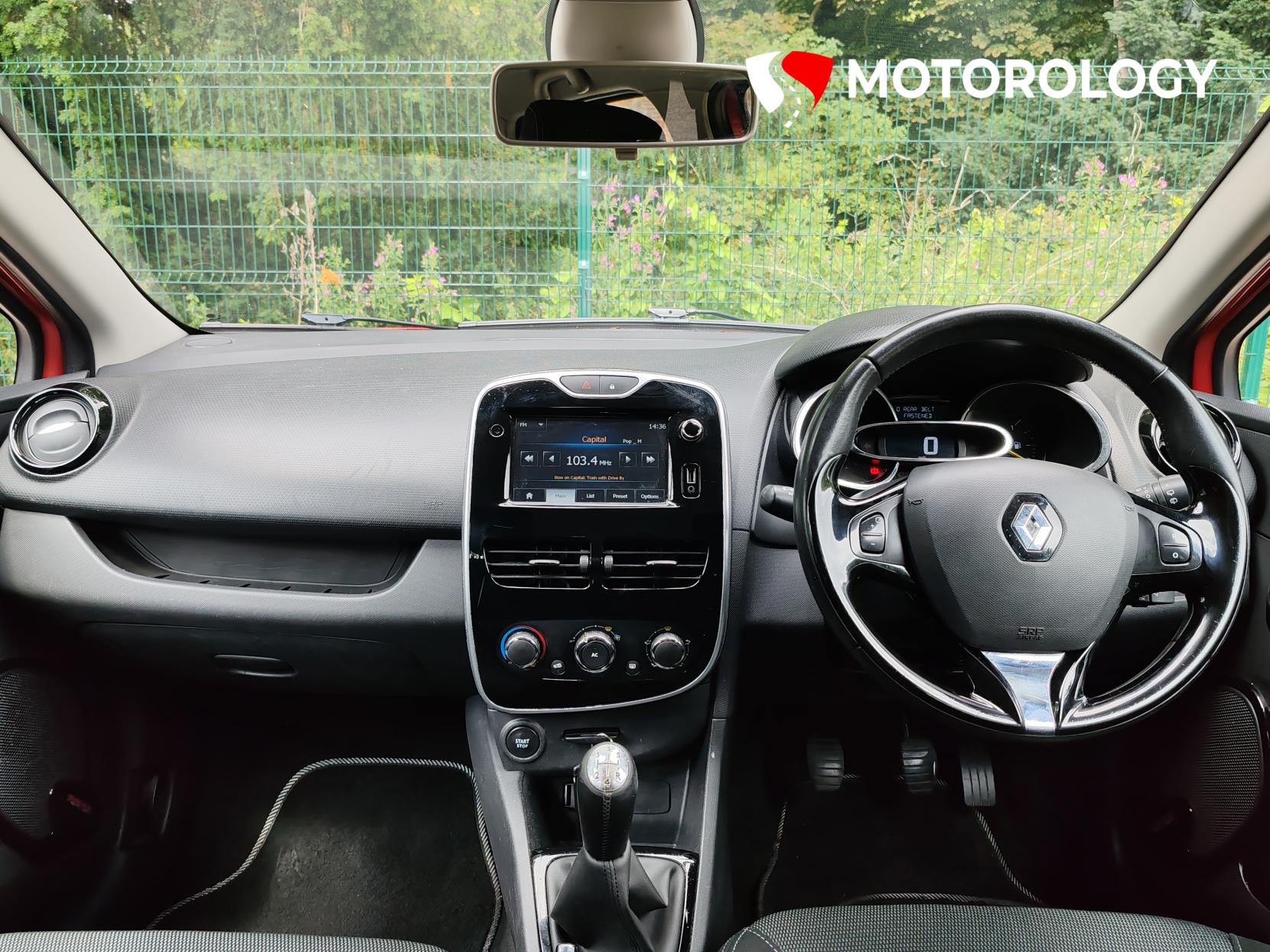 Renault Clio 0.9 TCe ECO Dynamique MediaNav Hatchback 5dr Petrol Manual Euro 5 (s/s) (90 ps)