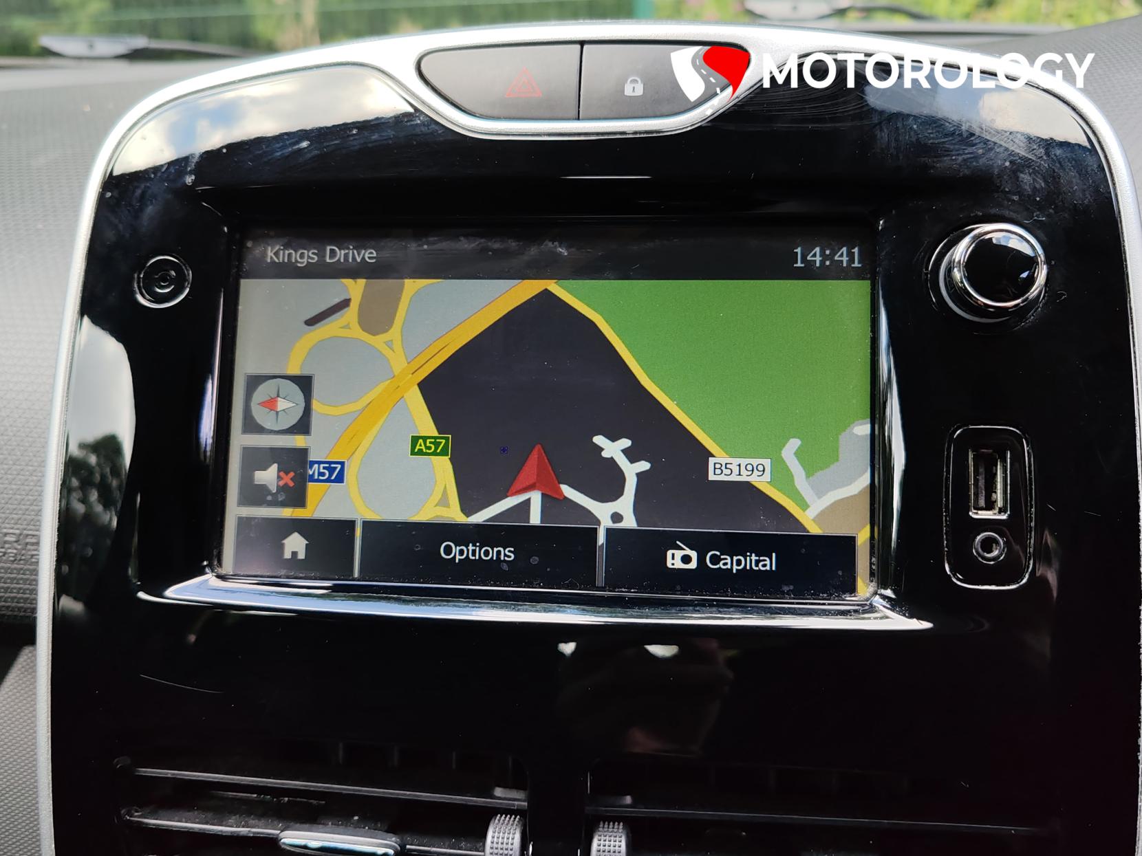 Renault Clio 0.9 TCe ECO Dynamique MediaNav Hatchback 5dr Petrol Manual Euro 5 (s/s) (90 ps)