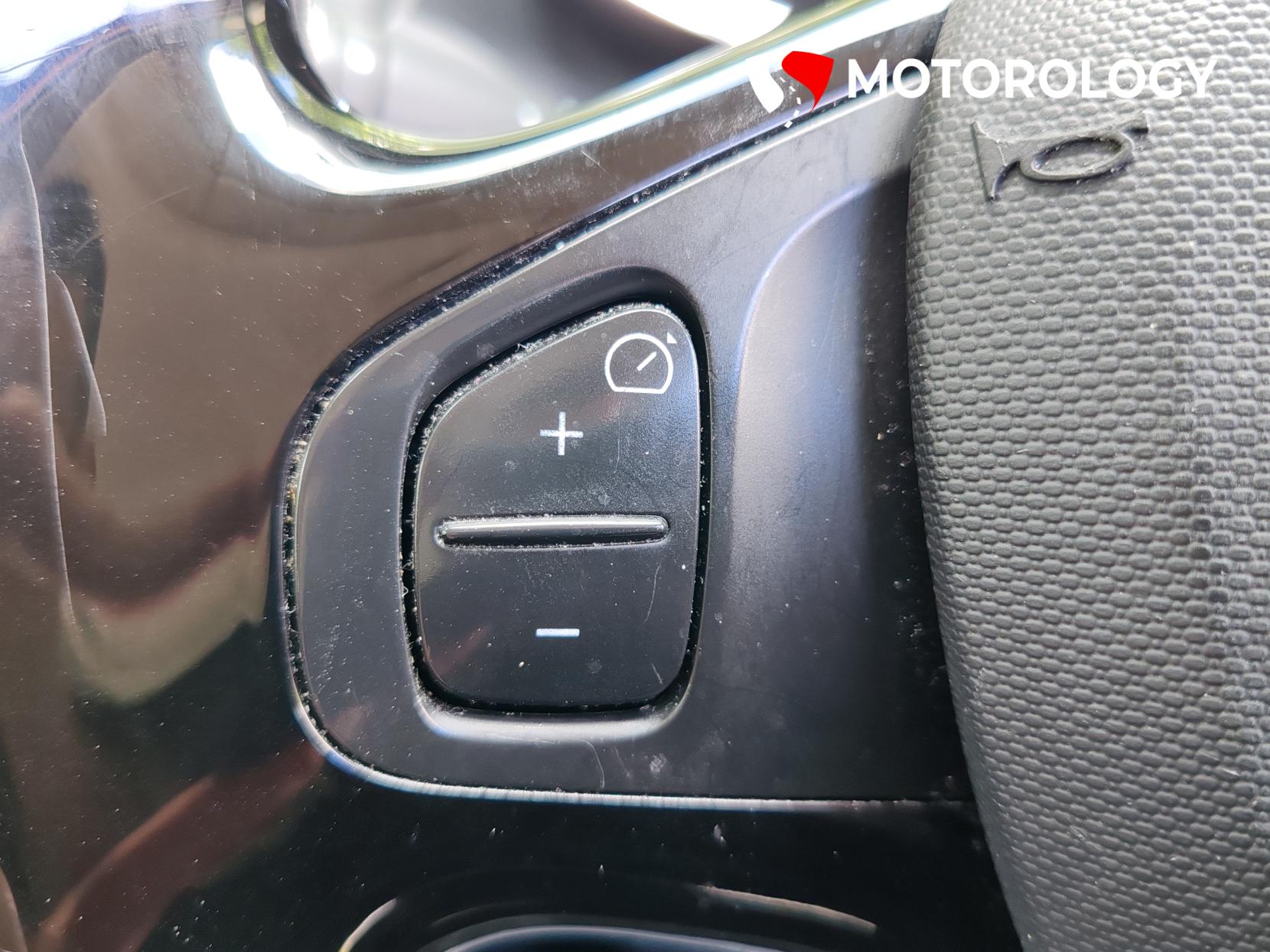 Renault Clio 0.9 TCe ECO Dynamique MediaNav Hatchback 5dr Petrol Manual Euro 5 (s/s) (90 ps)